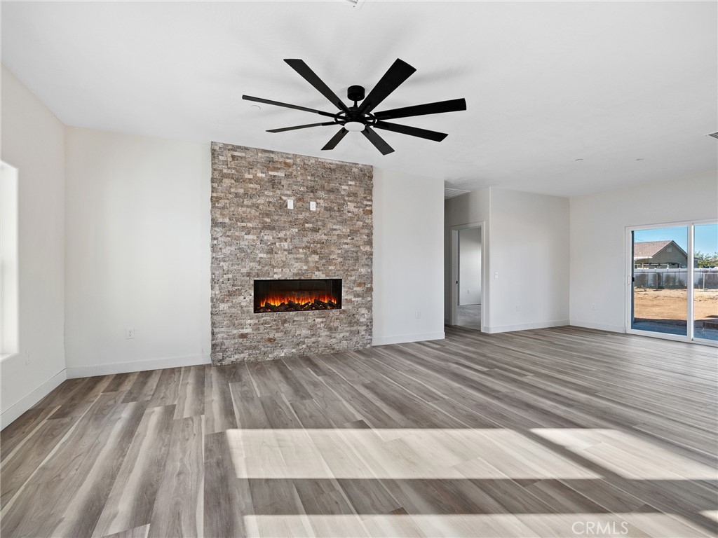 Apple Valley, California, 92307, United States, 4 Bedrooms Bedrooms, ,2 BathroomsBathrooms,Residential,For Sale,1967826