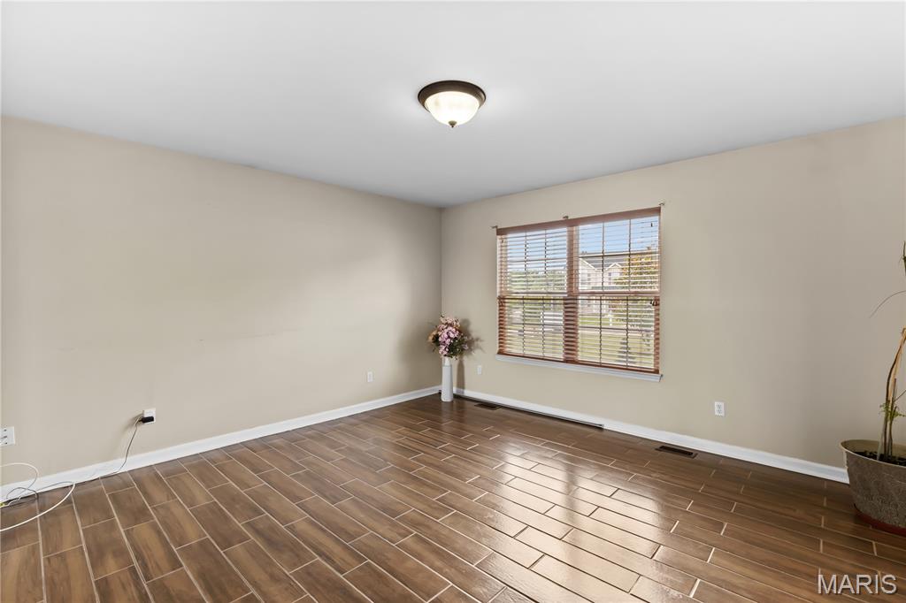 Arnold, Missouri, 63010, United States, 5 Bedrooms Bedrooms, ,4 BathroomsBathrooms,Residential,For Sale,1876130