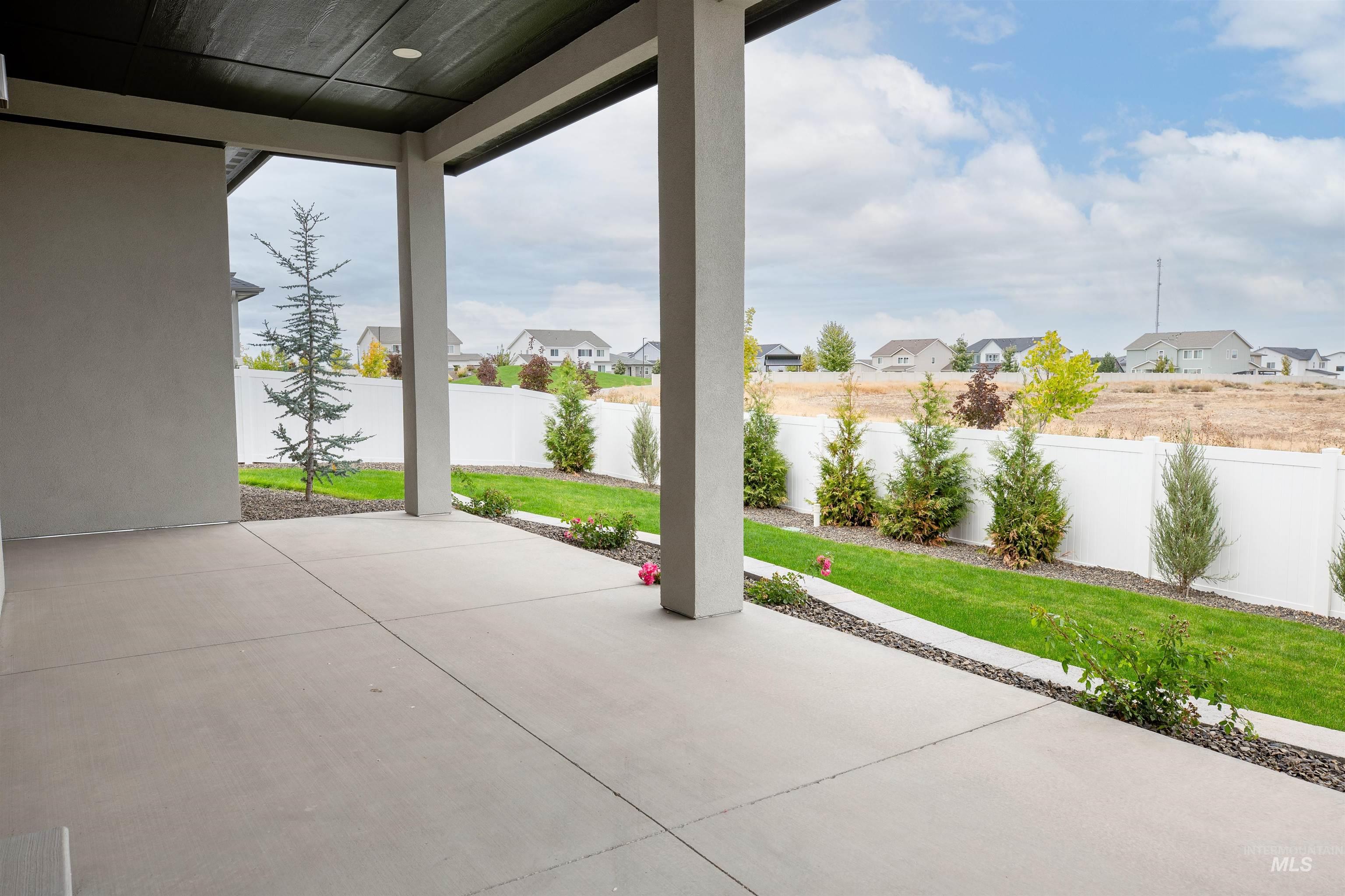 Meridian, Idaho, 83642, United States, 4 Bedrooms Bedrooms, ,3 BathroomsBathrooms,Residential,For Sale,1992156