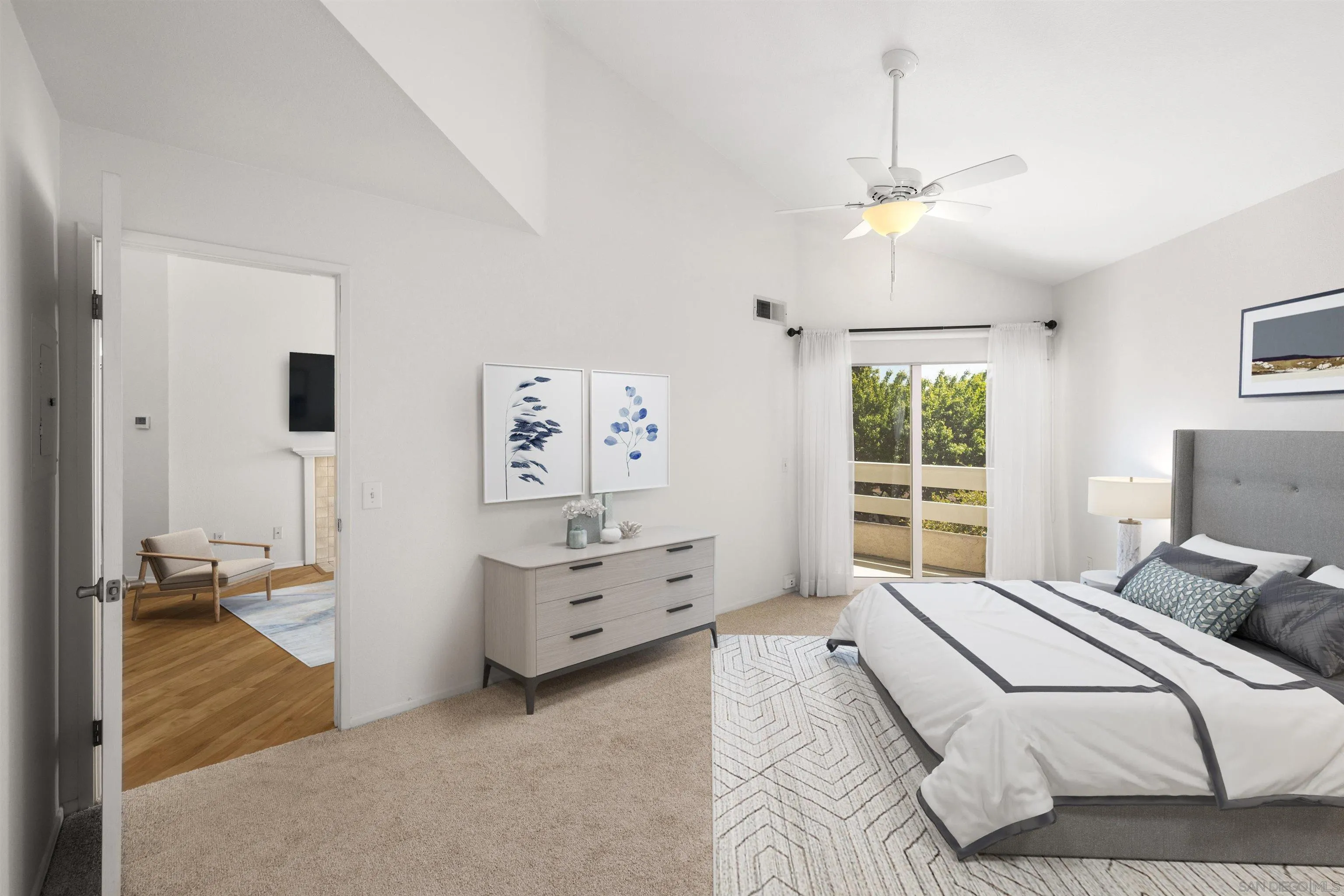 San Diego, California, 92111, United States, 2 Bedrooms Bedrooms, ,2 BathroomsBathrooms,Residential,For Sale,1838531