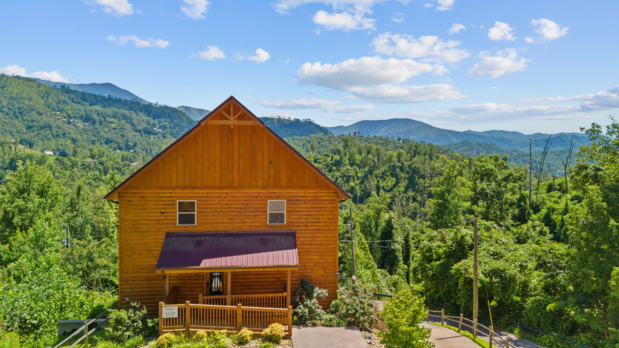 Gatlinburg, Tennessee, 37738, United States, 5 Bedrooms Bedrooms, ,6 BathroomsBathrooms,Residential,For Sale,1914127