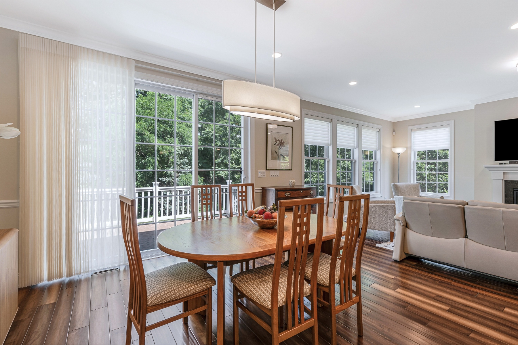  ?Residences at Columbia Park ? Impeccably Crafted End-Unit Townhome - 物件實景