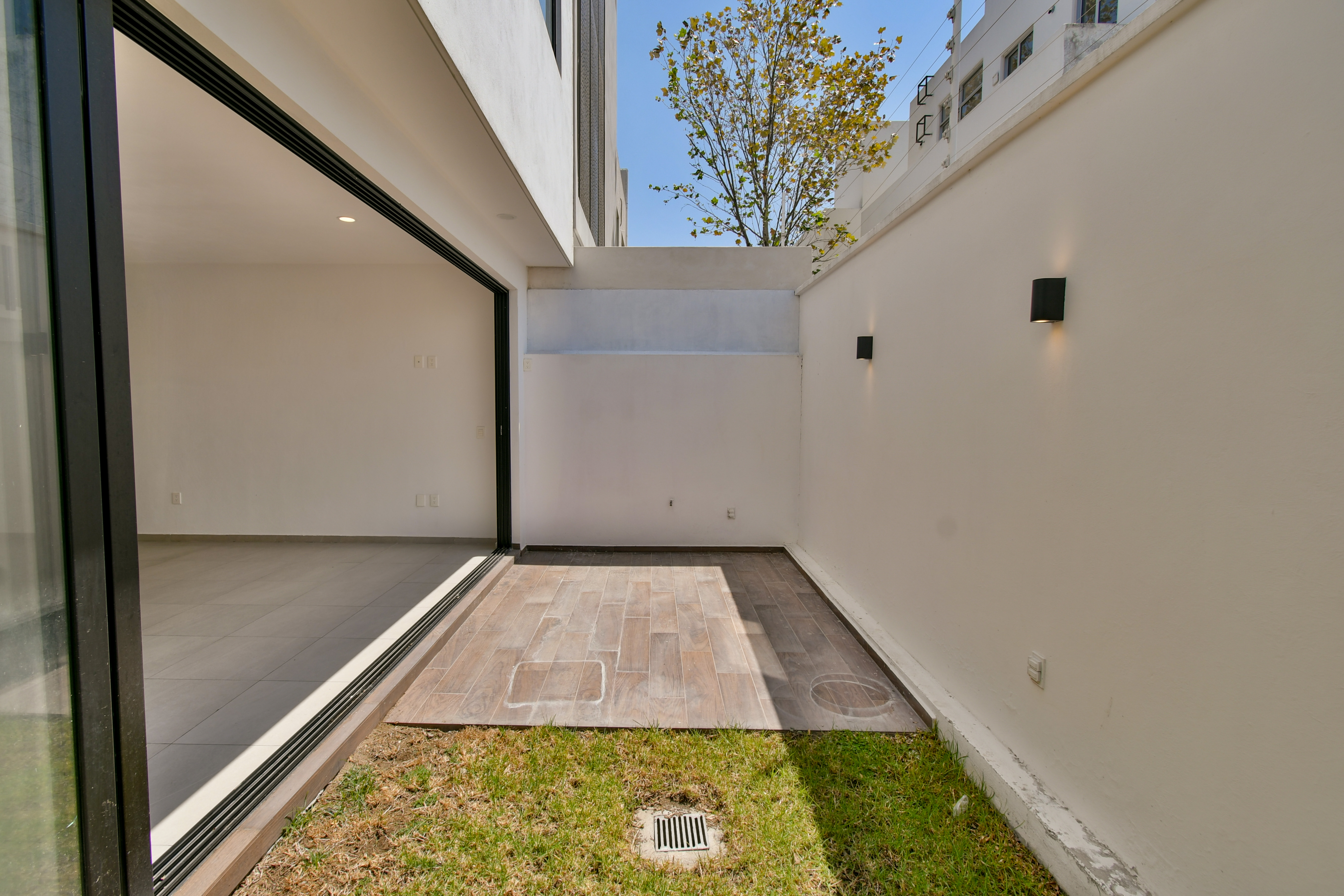  Casa en venta en Coto Encino, Bosques Vallarta  3 recámaras + roof top - 物件實景