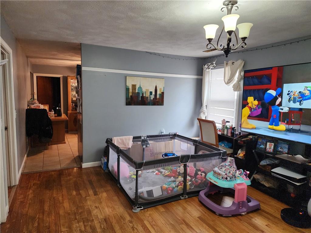 Providence, Rhode Island, 02909, United States, 6 Bedrooms Bedrooms, ,2 BathroomsBathrooms,Residential,For Sale,1987316