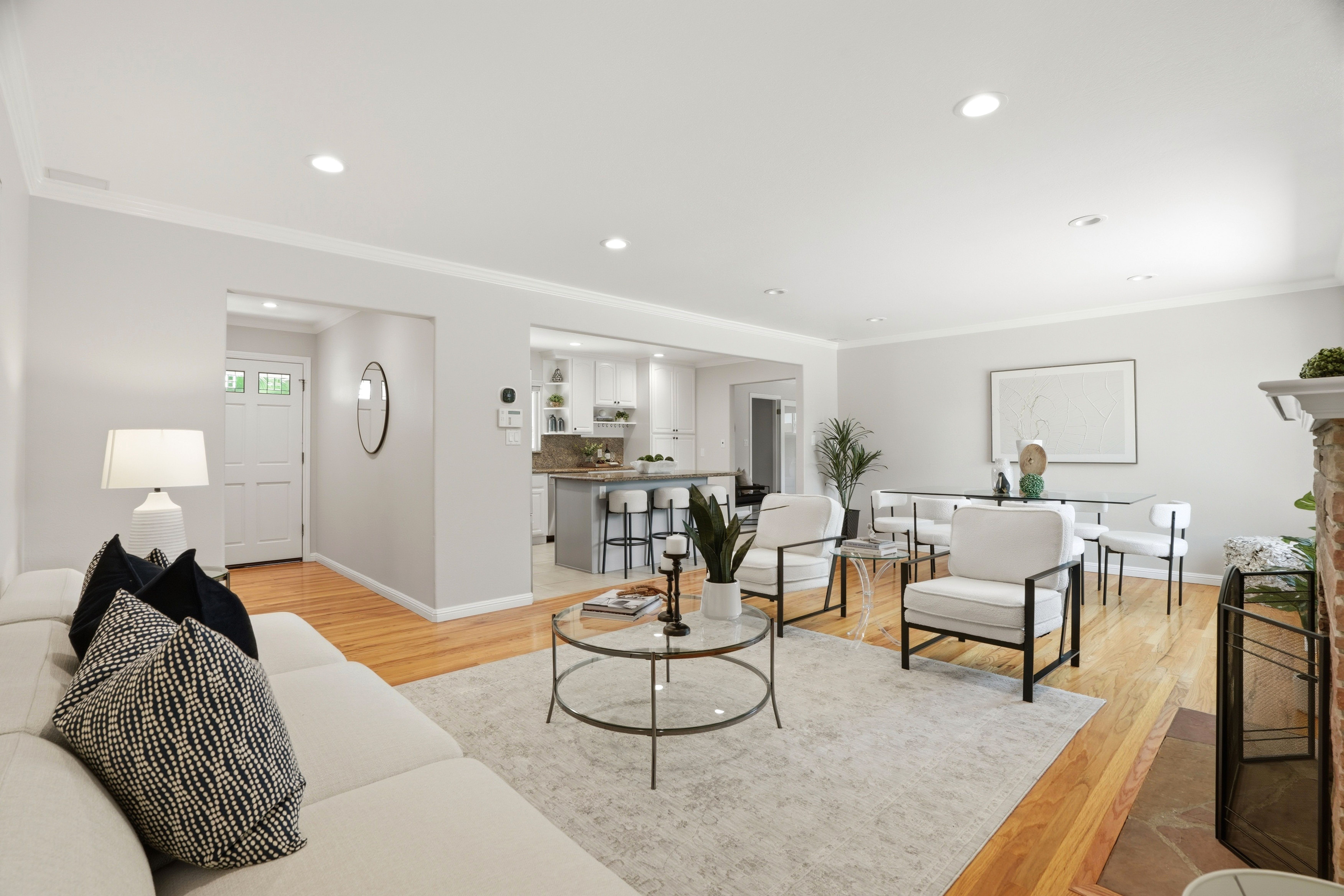 Warm, Light-Filled Living in the Heart of Cambrian - 物件實景