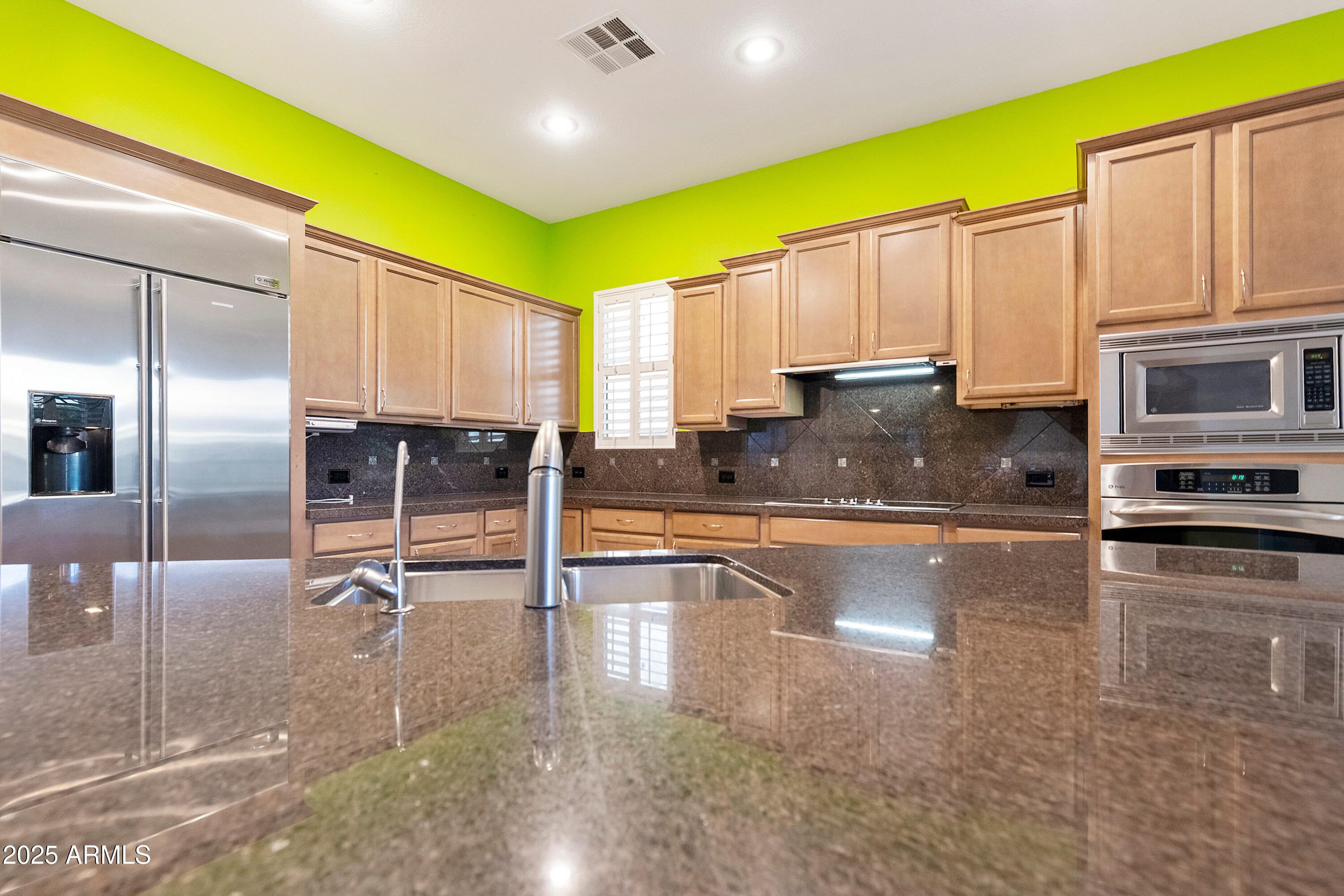 Gilbert, Arizona, 85298, United States, 2 Bedrooms Bedrooms, ,2 BathroomsBathrooms,Residential,For Sale,1993246