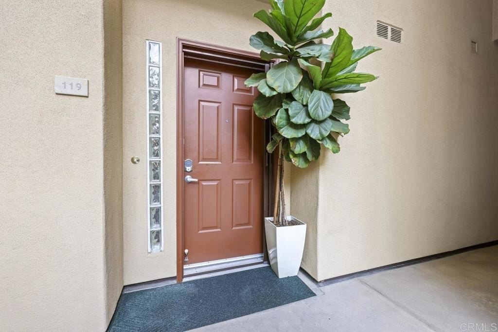 San Diego, California, 92101, United States, 2 Bedrooms Bedrooms, ,3 BathroomsBathrooms,Residential,For Sale,1856536