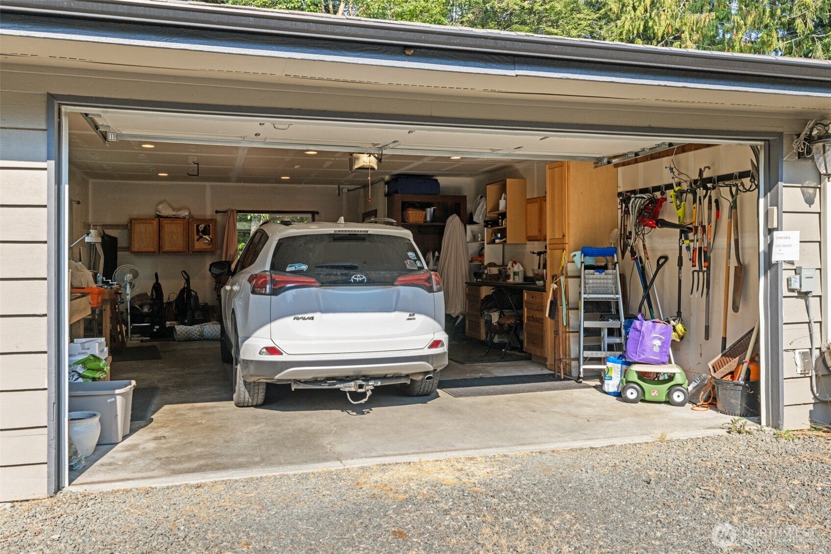 Port Angeles, Washington, 98363, United States, 2 Bedrooms Bedrooms, ,1 BathroomBathrooms,Residential,For Sale,1935683