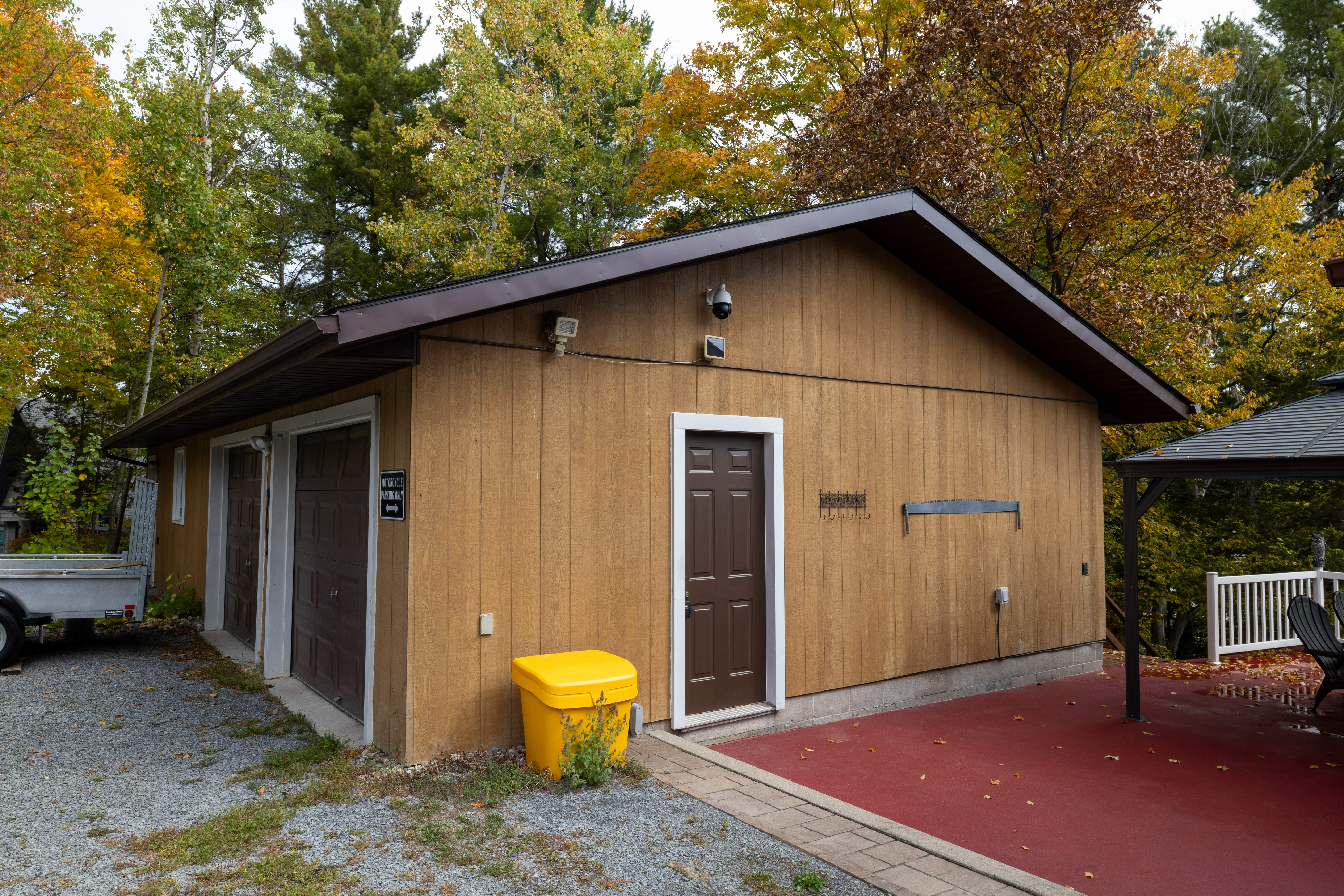 South Frontenac, Ontario, K0H 2L0, CA, 3 Bedrooms Bedrooms, ,3 BathroomsBathrooms,Residential,For Sale,1960739