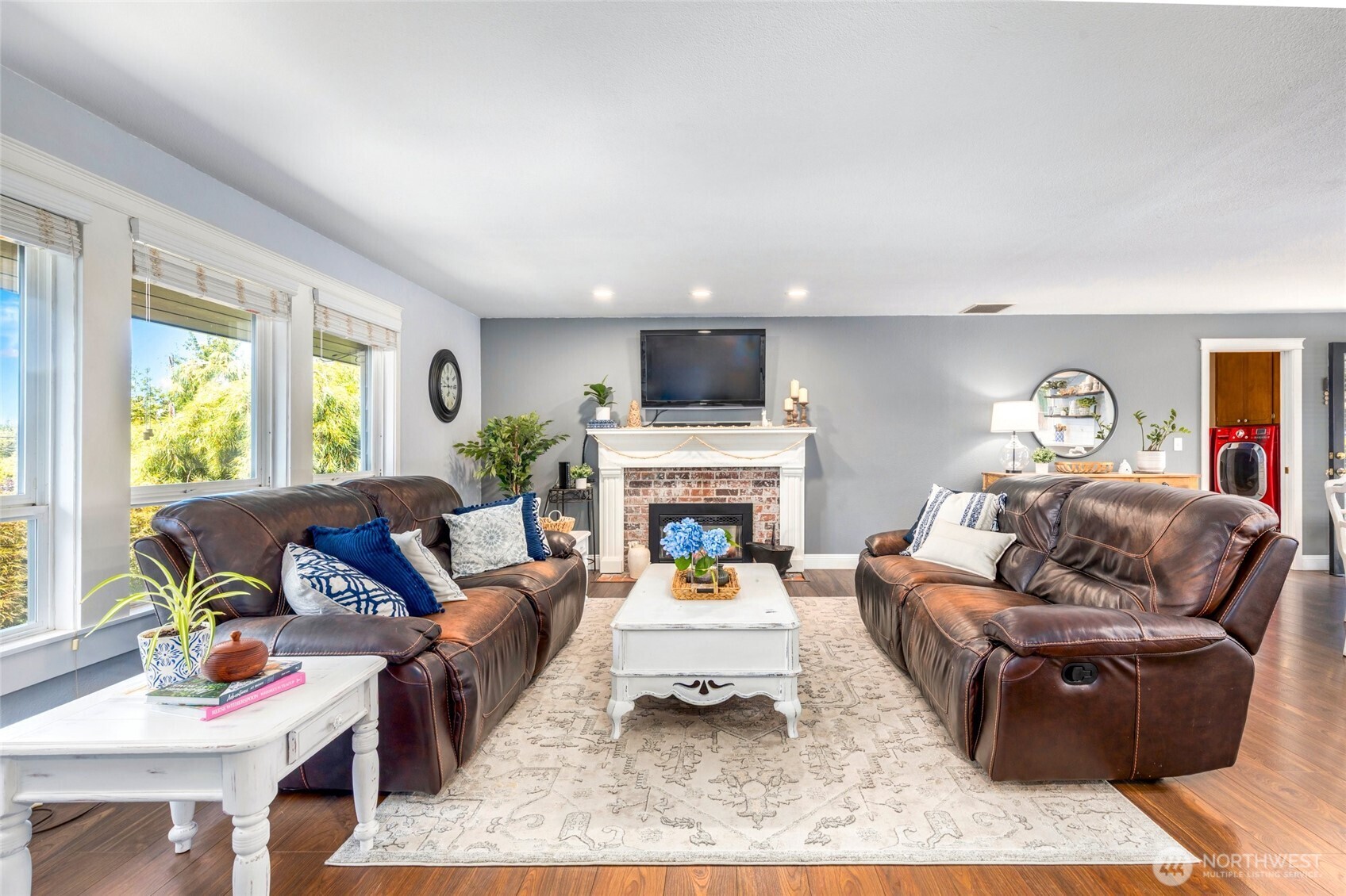 Marysville, Washington, 98270, United States, 4 Bedrooms Bedrooms, ,2 BathroomsBathrooms,Residential,For Sale,1905771