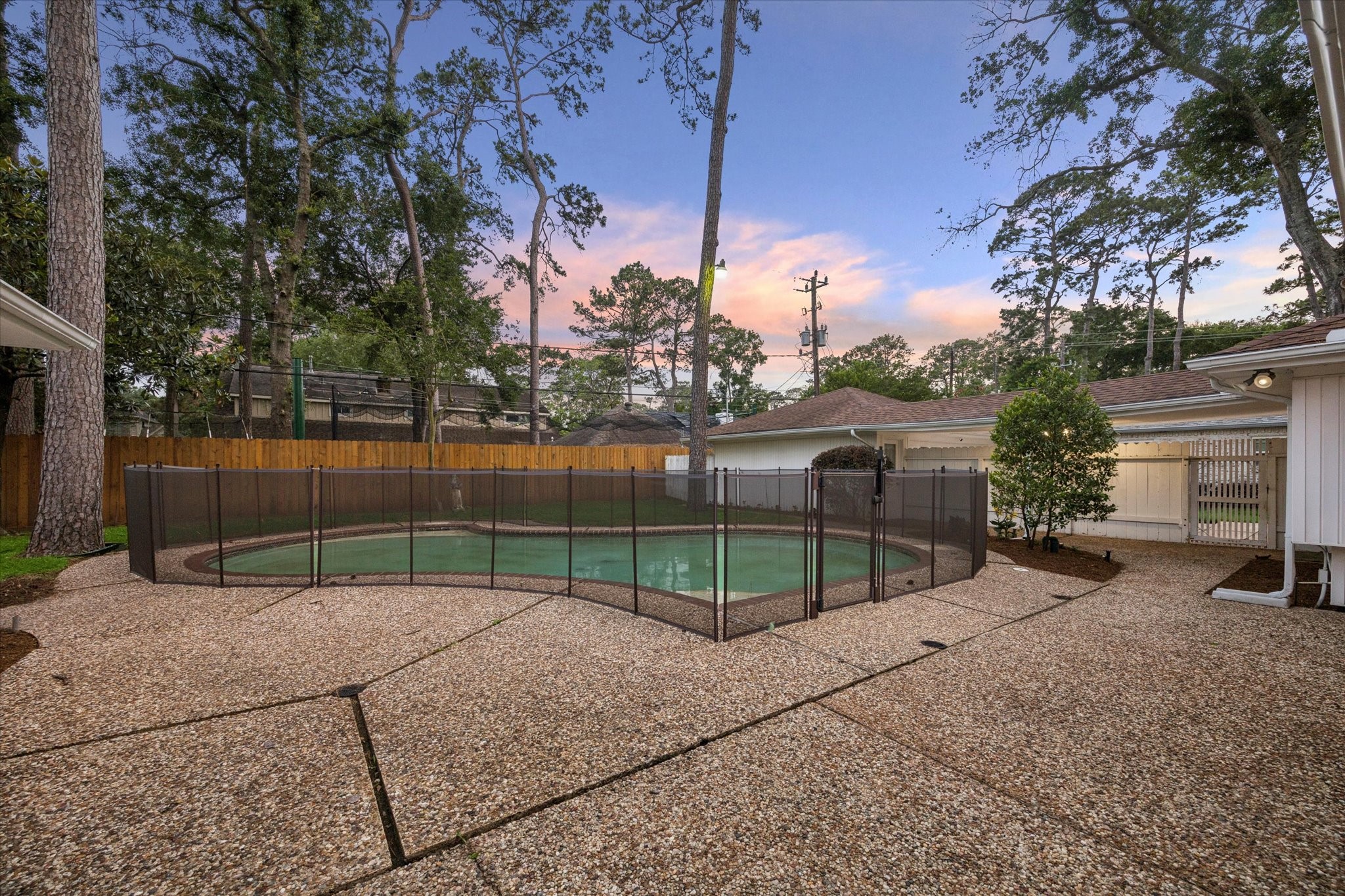  12419 Overcup Drive - 物件實景