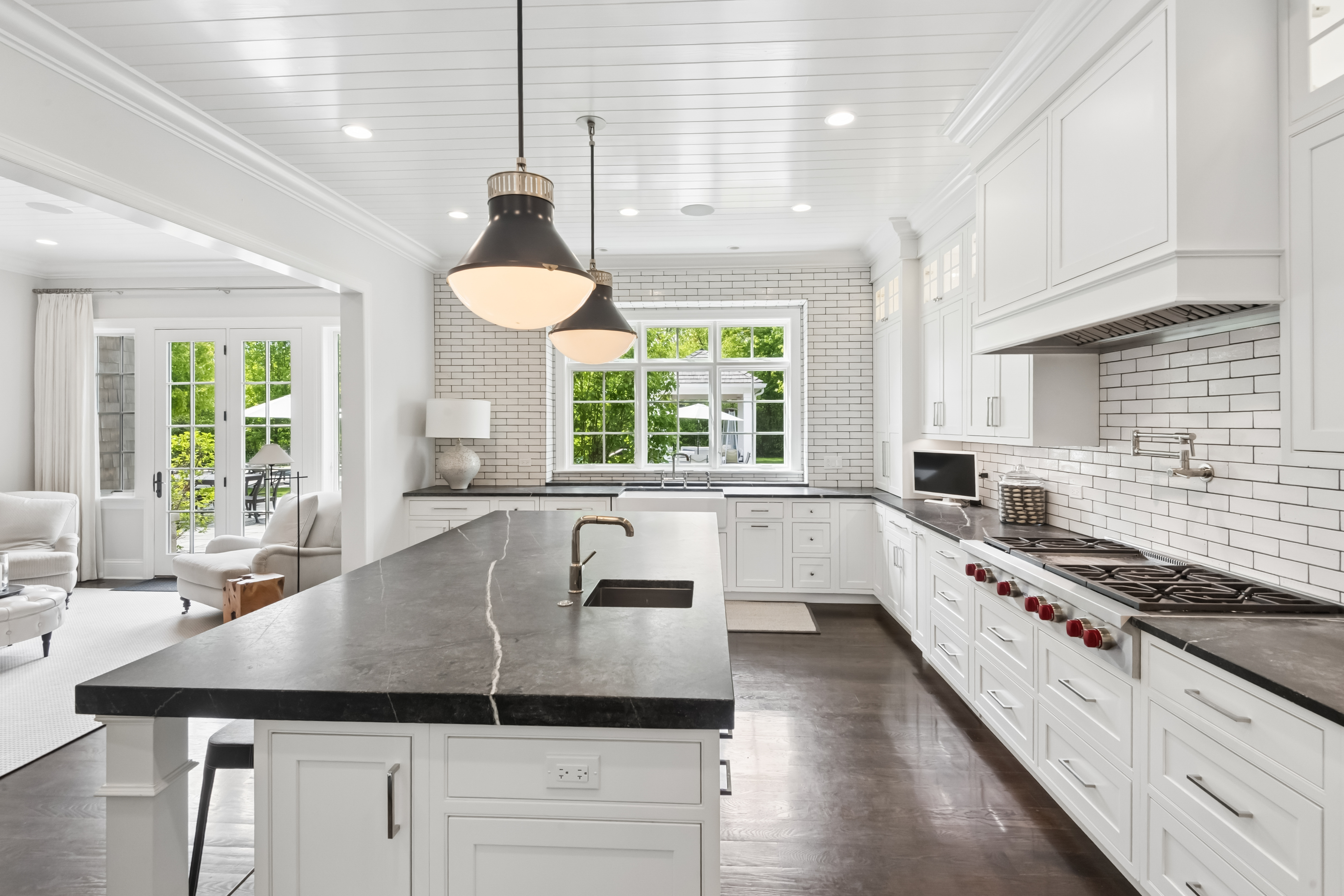  Exceptional Custom Shingle-style Residence - 物件實景