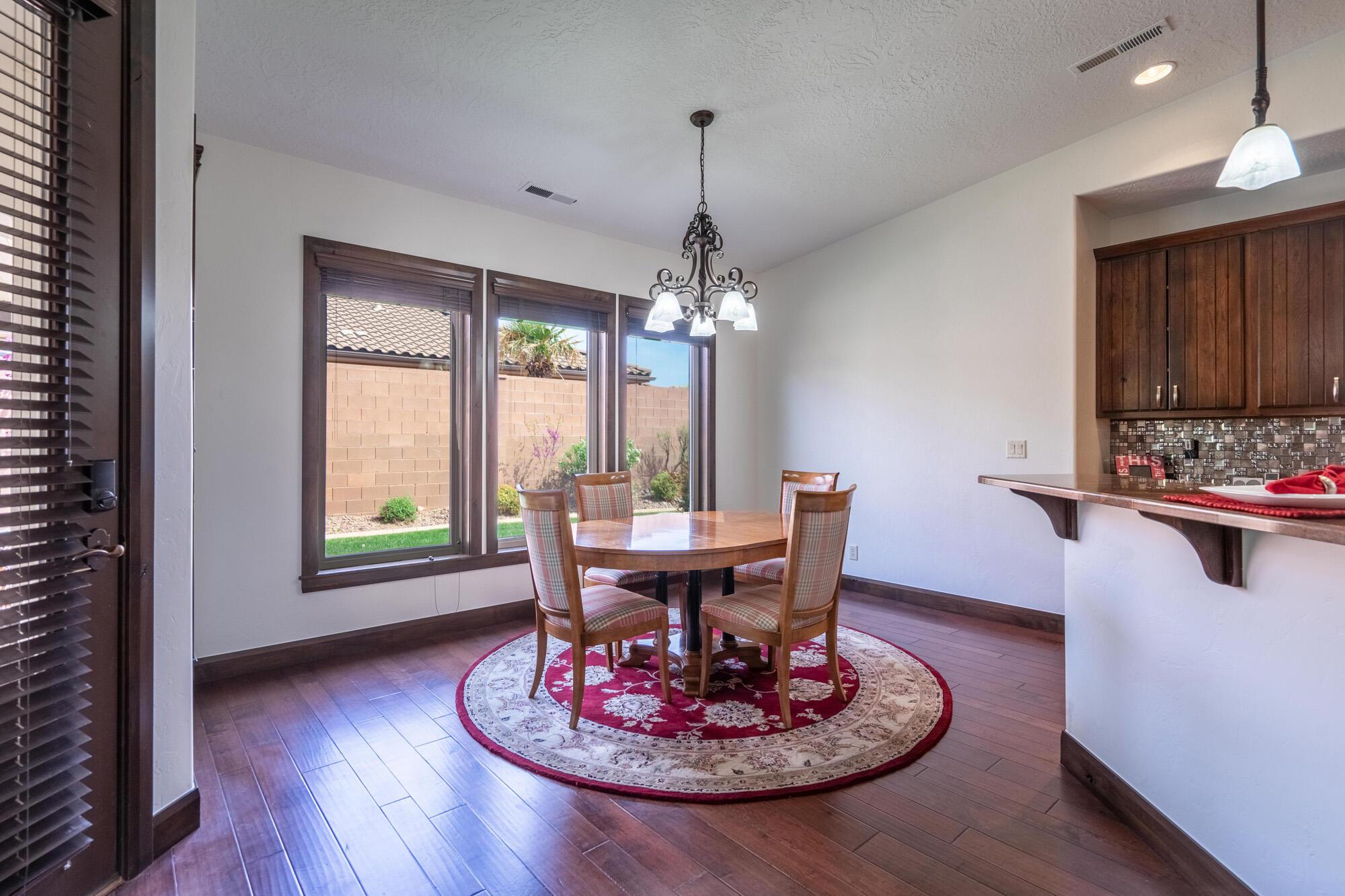 Washington, Utah, 84780, United States, 4 Bedrooms Bedrooms, ,2 BathroomsBathrooms,Residential,For Sale,2009720