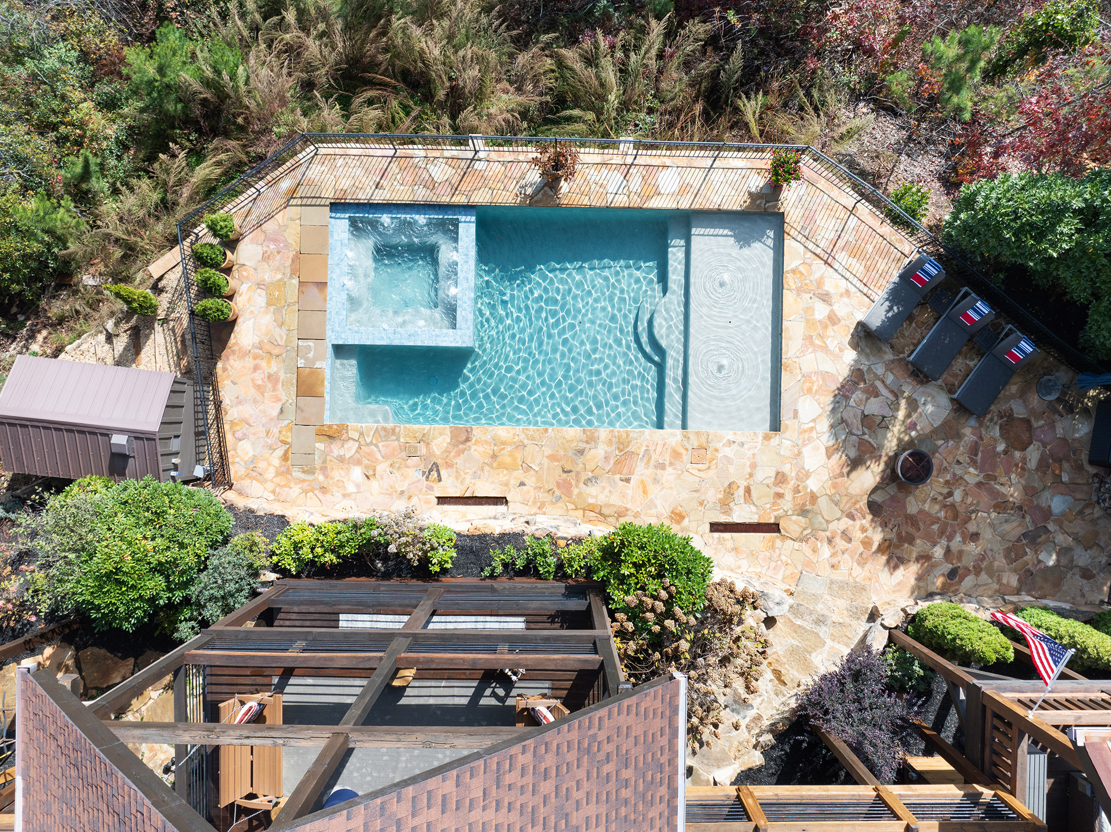  Mineral Bluff Retreat Offers Resort-caliber Outdoor Living and Sweeping Views - 物件實景