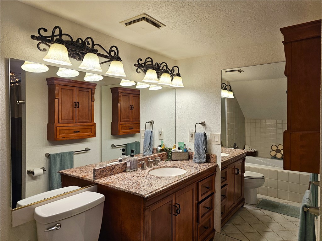 Lake Havasu, Arizona, 86403, United States, 2 Bedrooms Bedrooms, ,2 BathroomsBathrooms,Residential,For Sale,2002226