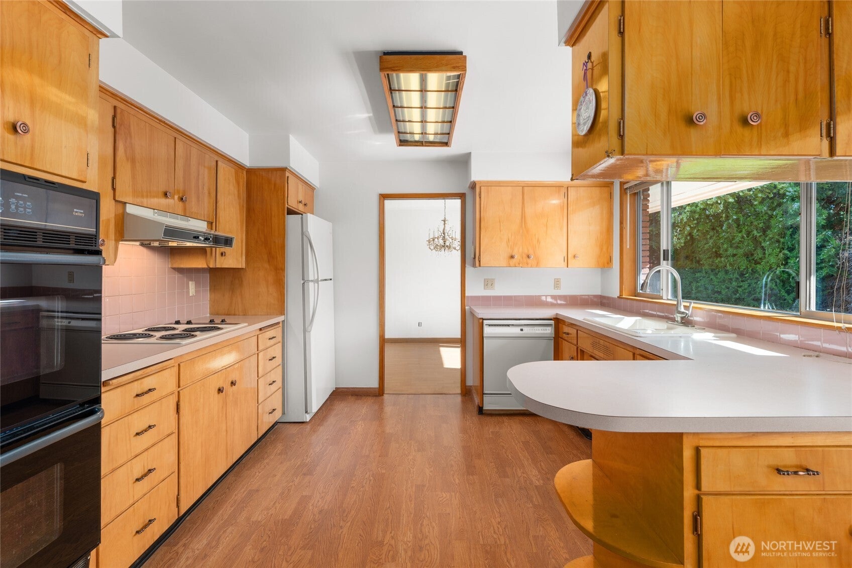 East Wenatchee, Washington, 98802, United States, 3 Bedrooms Bedrooms, ,Residential,For Sale,1908780