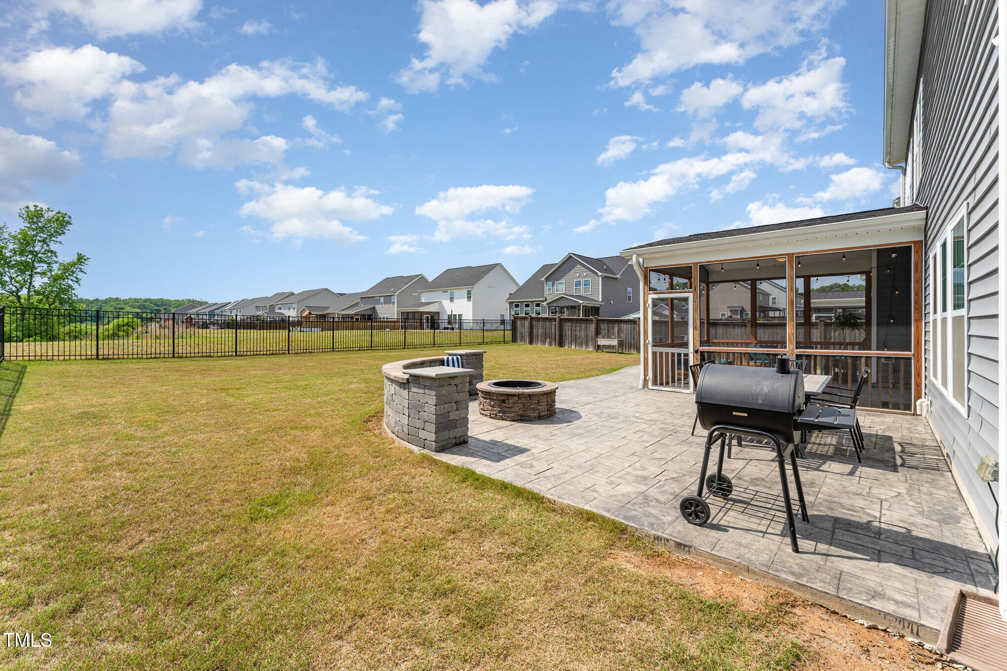 Fuquay Varina, North Carolina, 27526, United States, 5 Bedrooms Bedrooms, ,4 BathroomsBathrooms,Residential,For Sale,1792772
