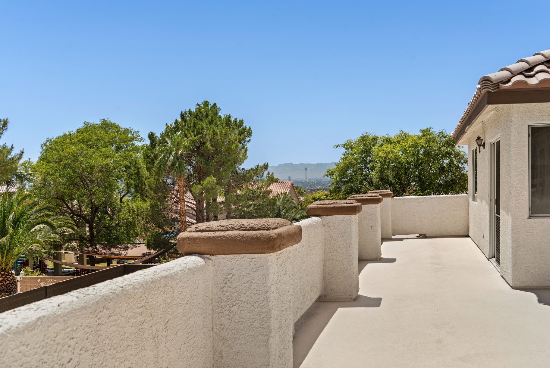  Custom Estate with Full Size Pickleball Court - 物件實景