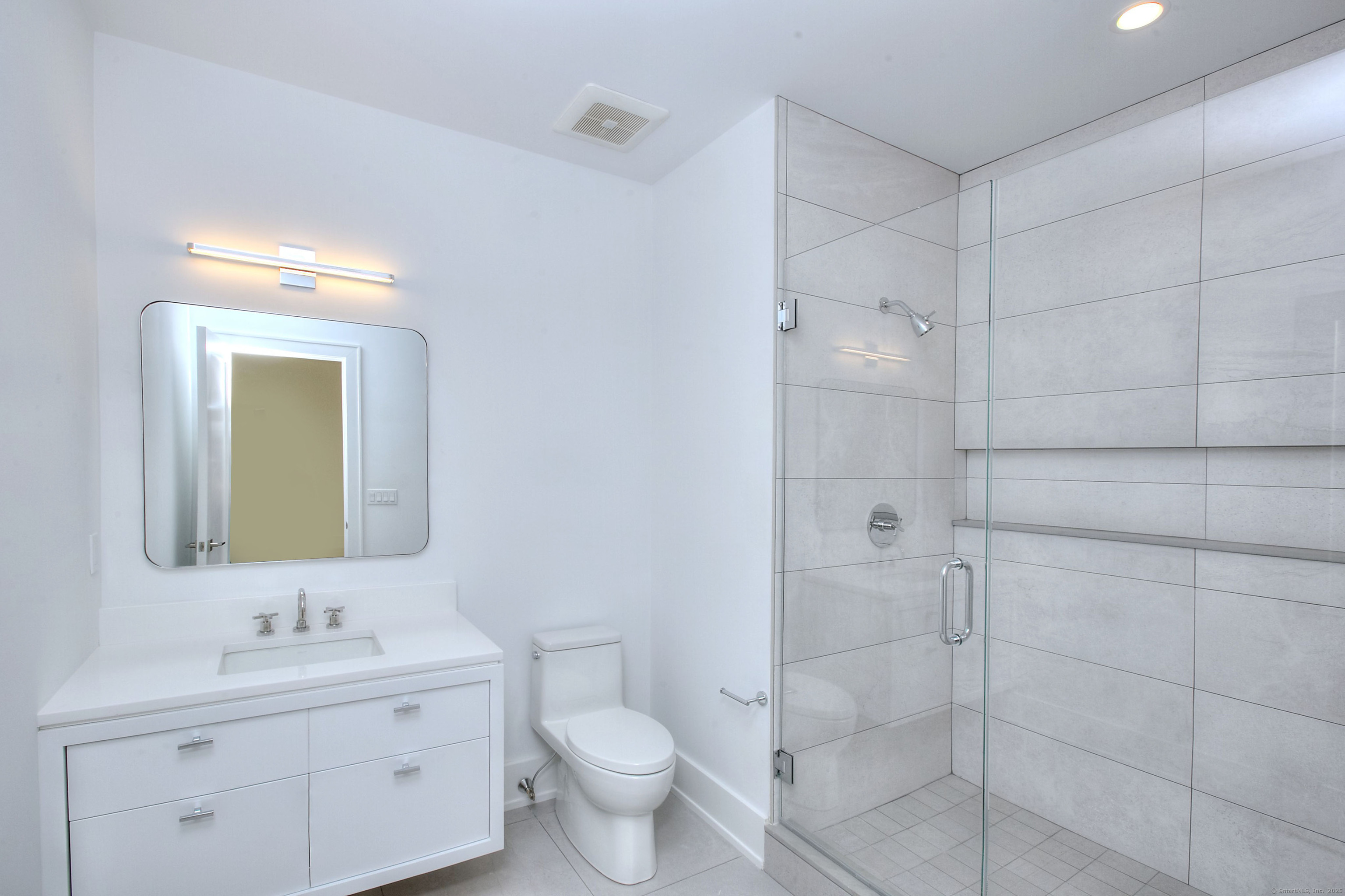 Westport, Connecticut, 06880, United States, 6 Bedrooms Bedrooms, ,9 BathroomsBathrooms,Residential,For Sale,1960776