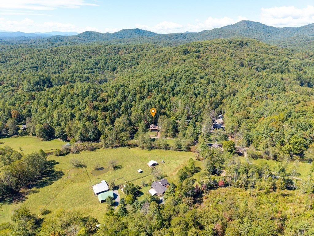 Murphy, North Carolina, 28906, United States, 3 Bedrooms Bedrooms, ,3 BathroomsBathrooms,Residential,For Sale,1982645