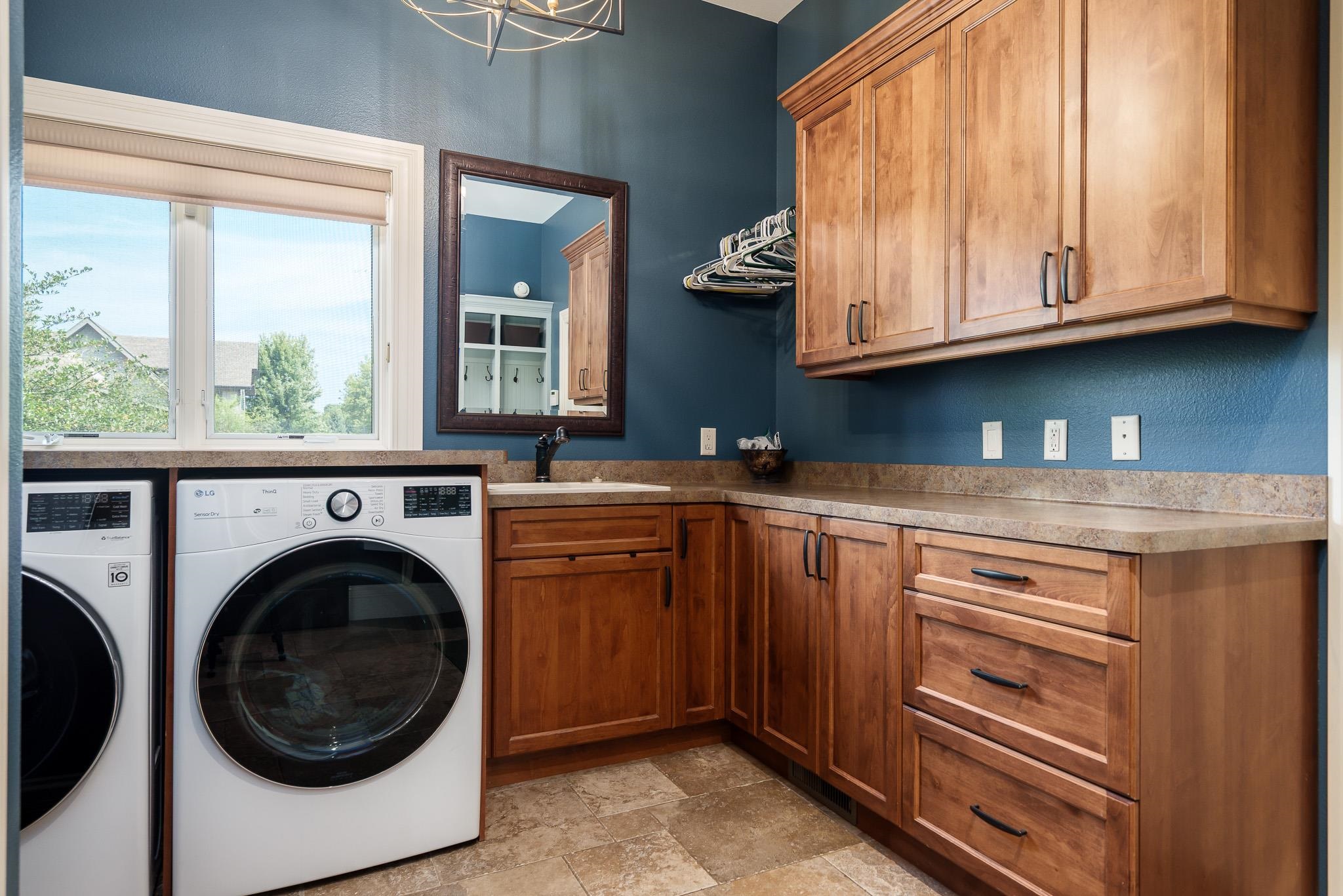 Waunakee, Wisconsin, 53597, United States, 6 Bedrooms Bedrooms, ,5 BathroomsBathrooms,Residential,For Sale,1914113