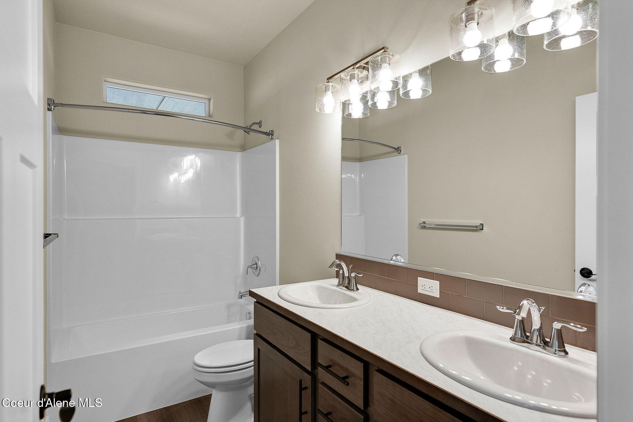 Rathdrum, Idaho, 83858, United States, 6 Bedrooms Bedrooms, ,1 BathroomBathrooms,Residential,For Sale,1989161