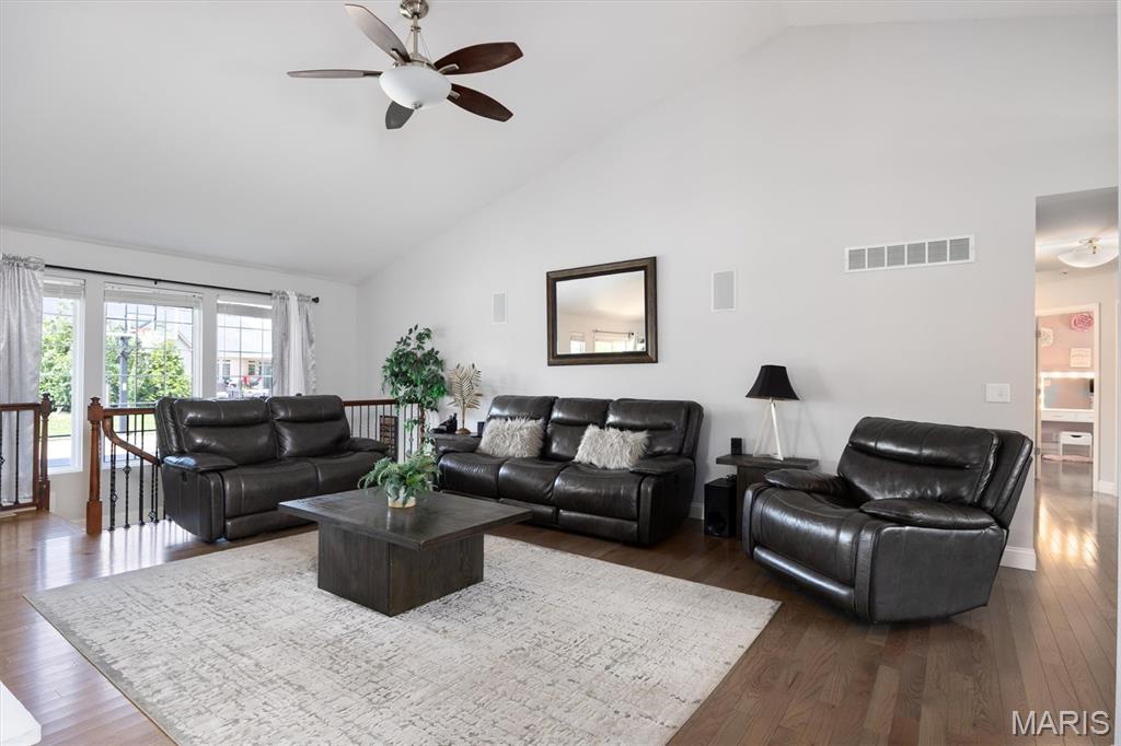 O'fallon, Illinois, 62269, United States, 4 Bedrooms Bedrooms, ,4 BathroomsBathrooms,Residential,For Sale,1988009