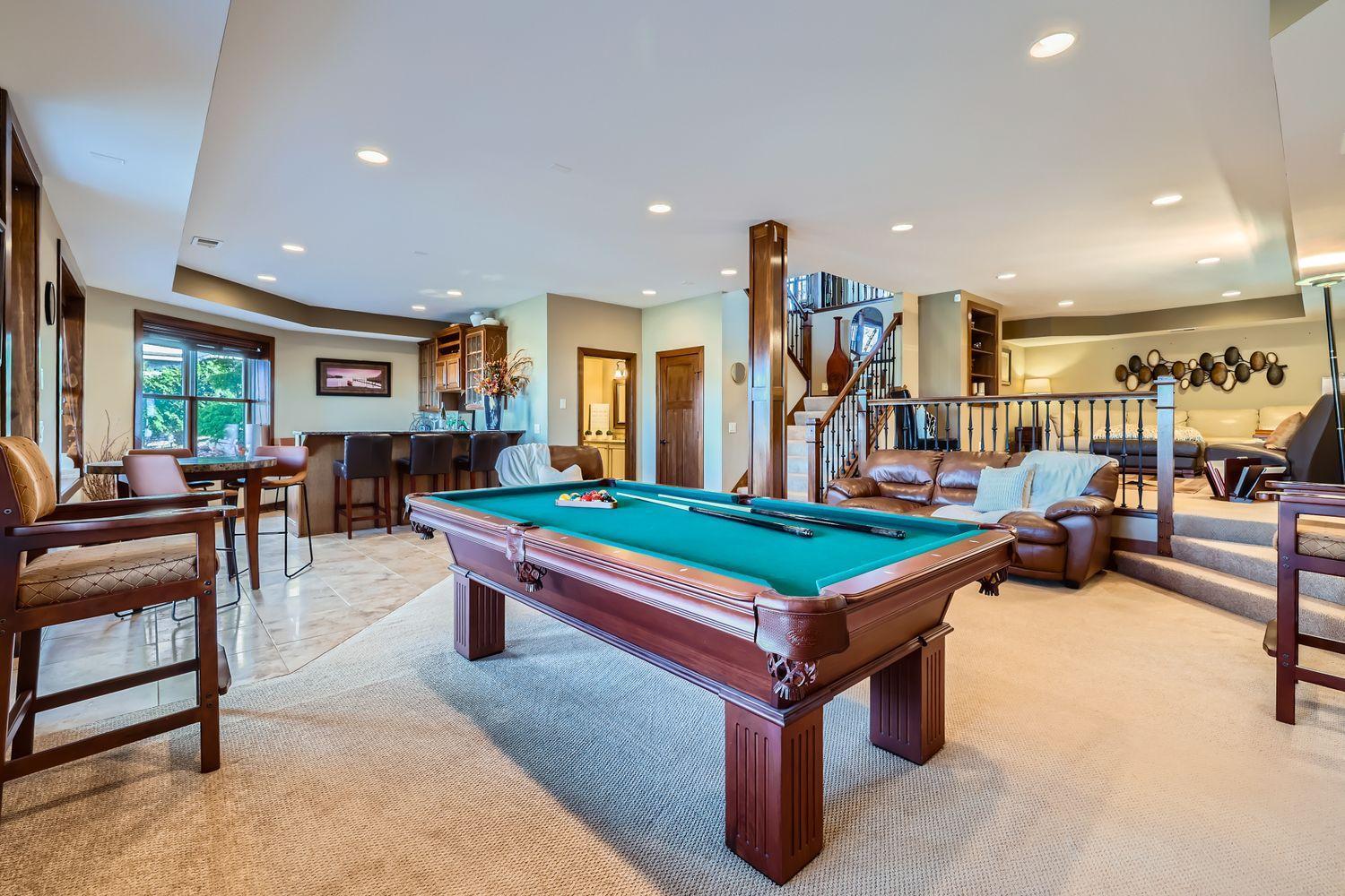Deephaven, Minnesota, 55331, United States, 4 Bedrooms Bedrooms, ,5 BathroomsBathrooms,Residential,For Sale,1950971