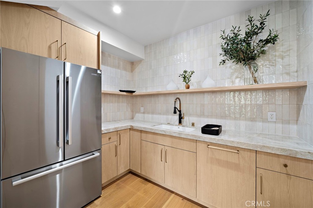 Newport Beach, California, 92660, United States, 4 Bedrooms Bedrooms, ,5 BathroomsBathrooms,Residential,For Sale,1942289