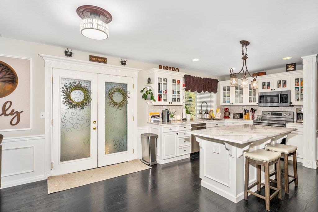 Veradale, Washington, 99037, United States, 6 Bedrooms Bedrooms, ,4 BathroomsBathrooms,Residential,For Sale,1986098