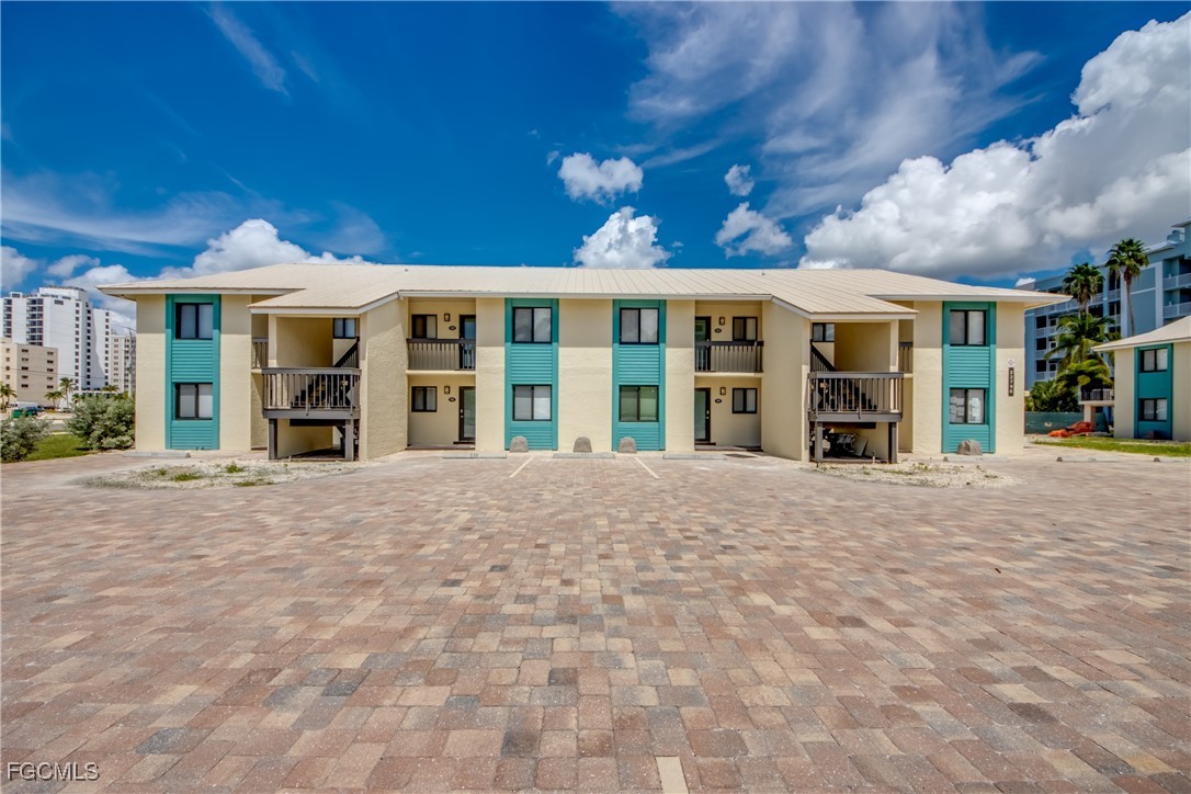 Fort Myers Beach, Florida, 33931, United States, 2 Bedrooms Bedrooms, ,2 BathroomsBathrooms,Residential,For Sale,2009064