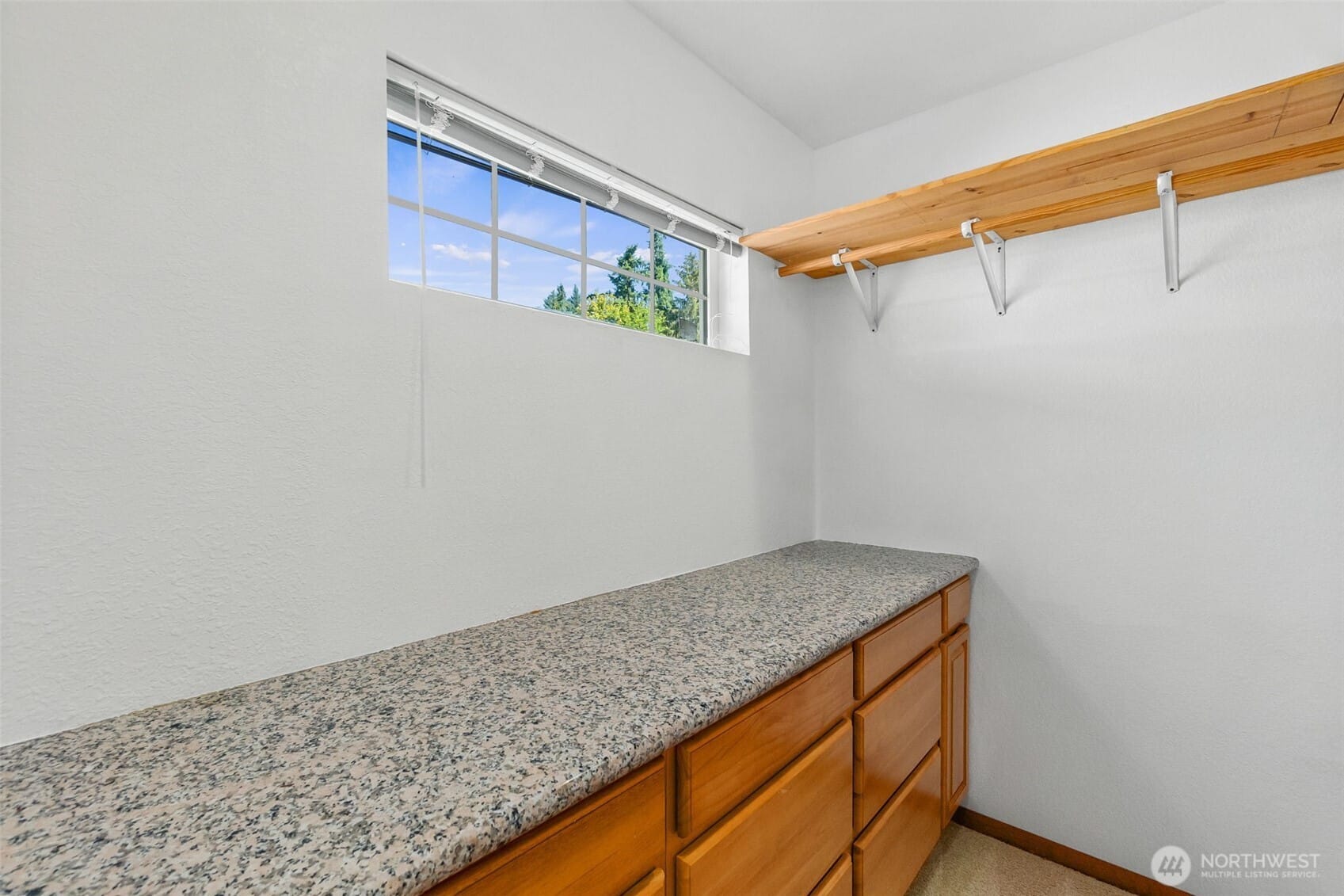 Olympia, Washington, 98512, United States, 2 Bedrooms Bedrooms, ,1 BathroomBathrooms,Residential,For Sale,1885373