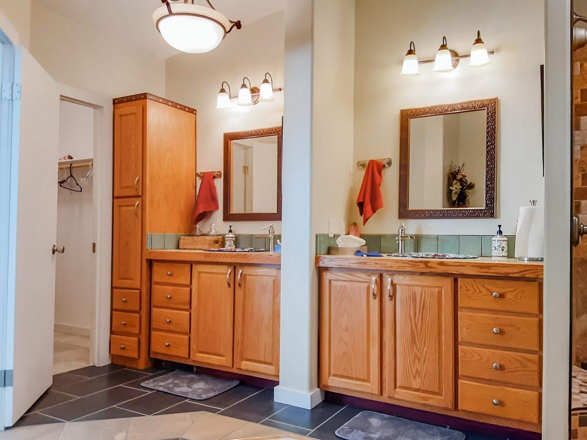 Sheridan, Wyoming, 82801, United States, 4 Bedrooms Bedrooms, ,2 BathroomsBathrooms,Residential,For Sale,2011372