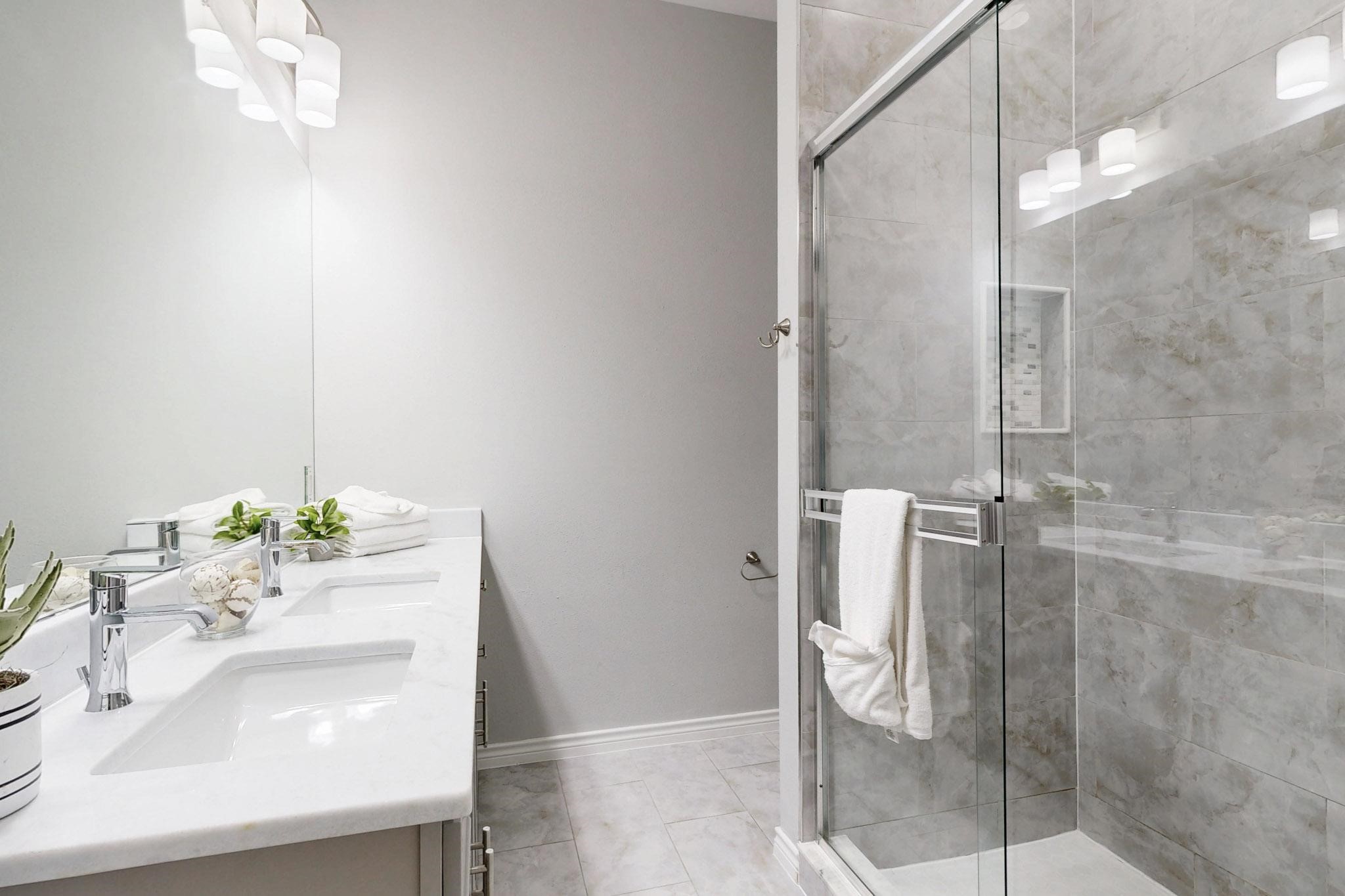 Dallas, Texas, 75204, United States, 3 Bedrooms Bedrooms, ,3 BathroomsBathrooms,Residential,For Sale,1903545