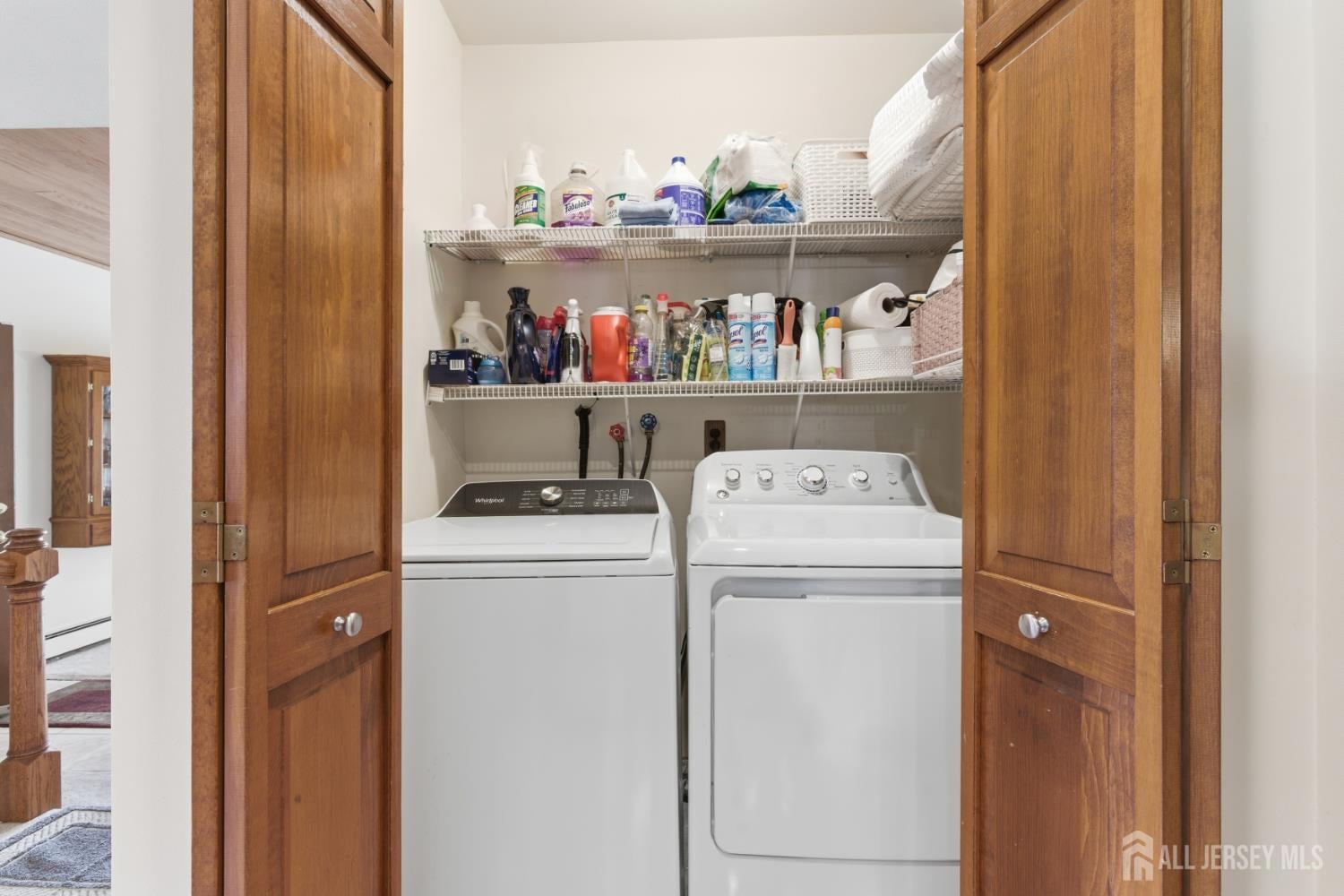 South Amboy, New Jersey, 08879, United States, 3 Bedrooms Bedrooms, ,3 BathroomsBathrooms,Residential,For Sale,2049117