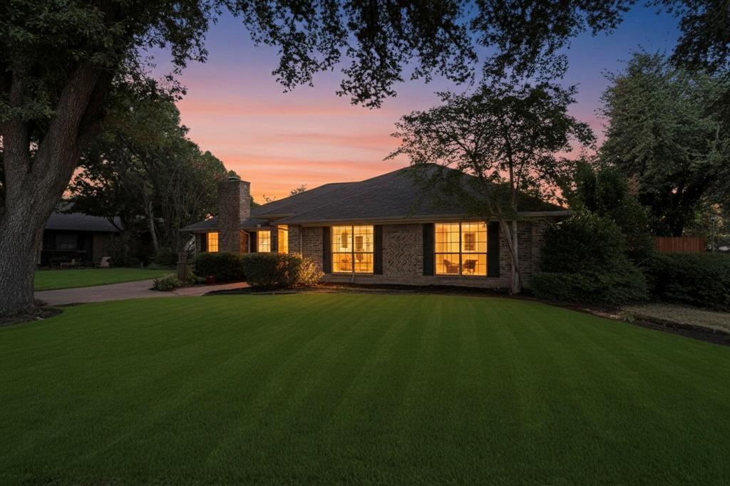 Rockwall, Texas, 75087, United States, 3 Bedrooms Bedrooms, ,2 BathroomsBathrooms,Residential,For Sale,2006389