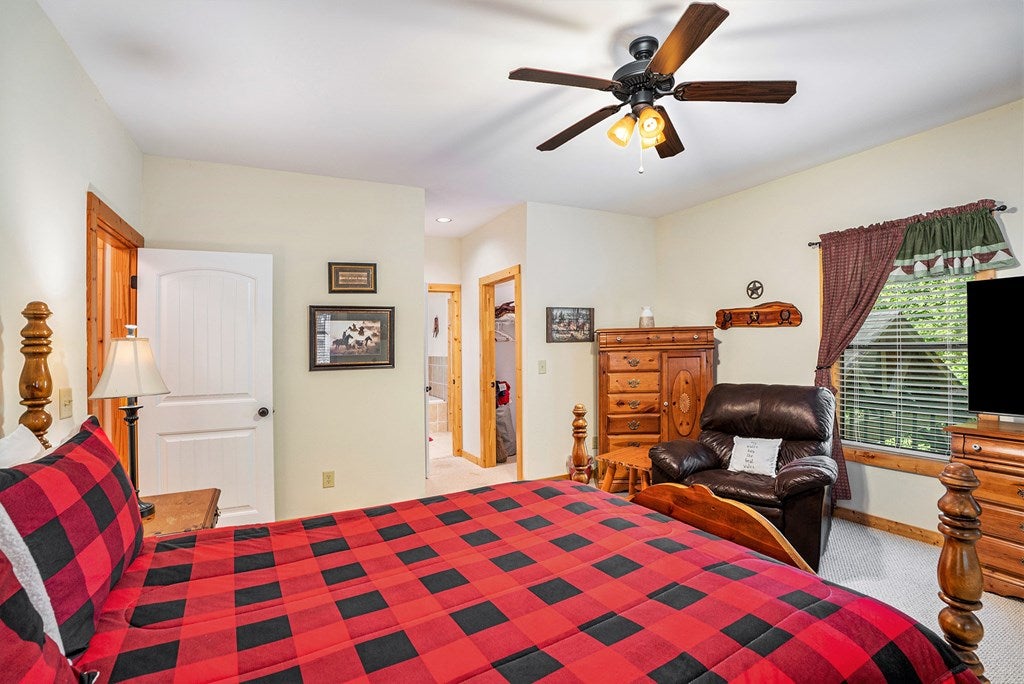 Ellijay, Georgia, 30540, United States, 4 Bedrooms Bedrooms, ,4 BathroomsBathrooms,Residential,For Sale,1858998