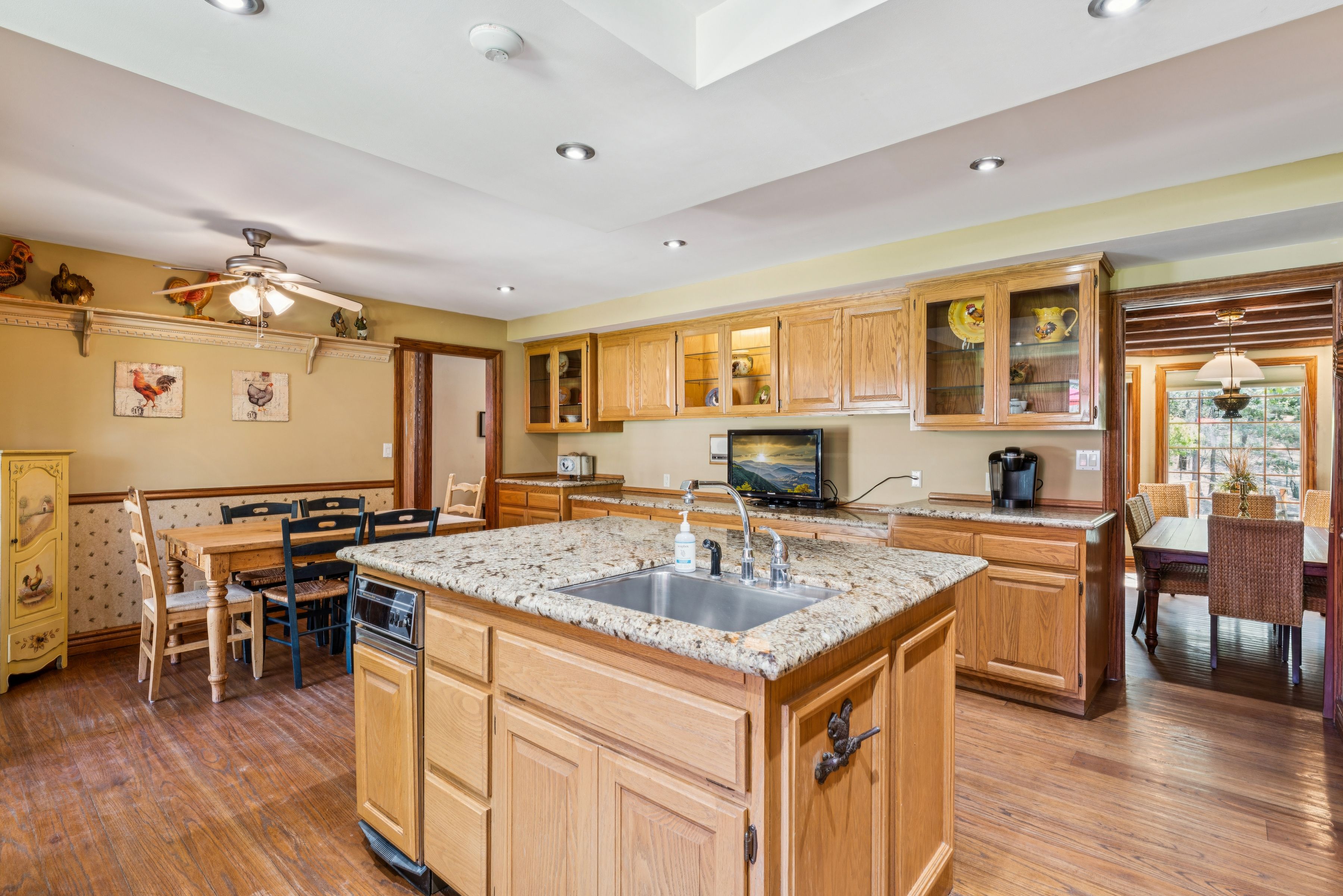  28476 North Shore Road, Lake Arrowhead, CA 92352 - 物件實景