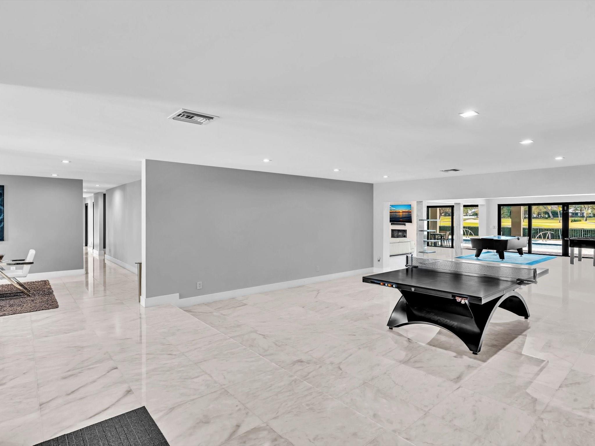 Fort Lauderdale, Florida, 33308, United States, 7 Bedrooms Bedrooms, ,8 BathroomsBathrooms,Residential,For Sale,1975659