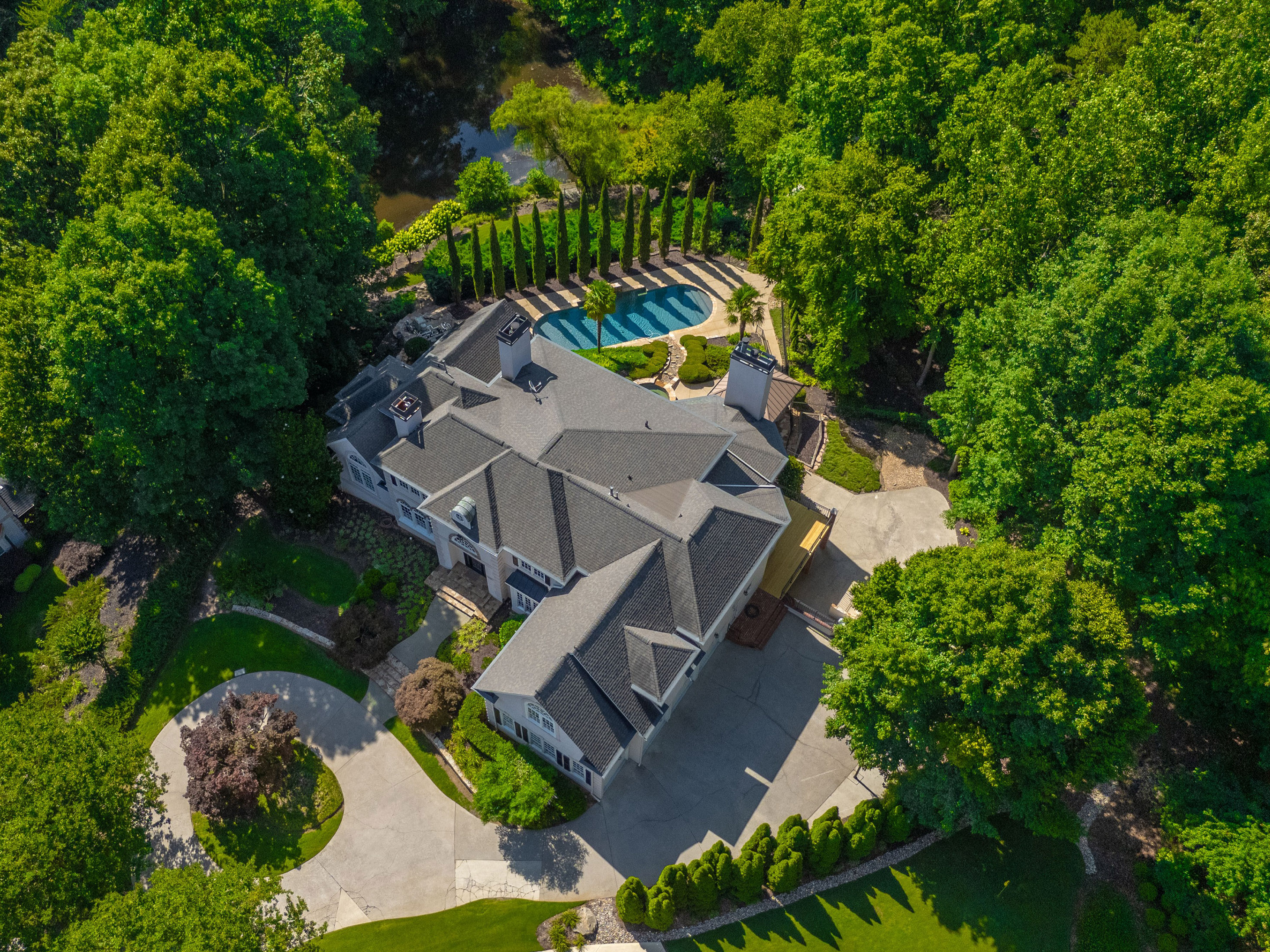  Exceptional Seven Bedroom Estate on Private Cul-de-sac - 物件實景