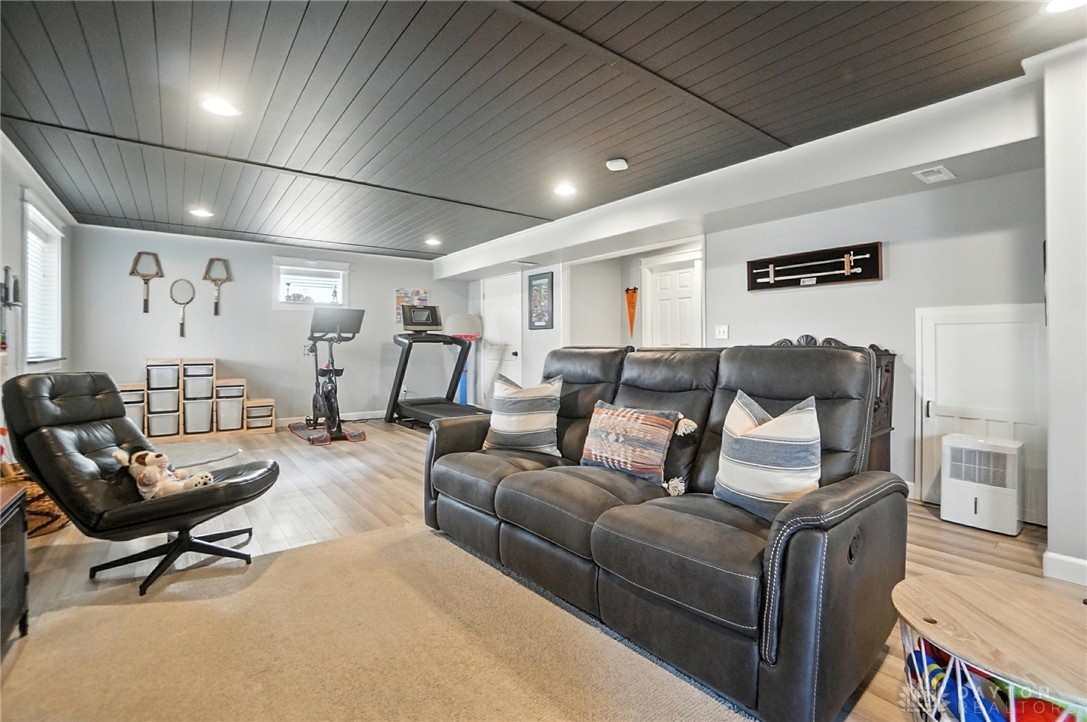 Dayton, Ohio, 45458, United States, 4 Bedrooms Bedrooms, ,3 BathroomsBathrooms,Residential,For Sale,1920110