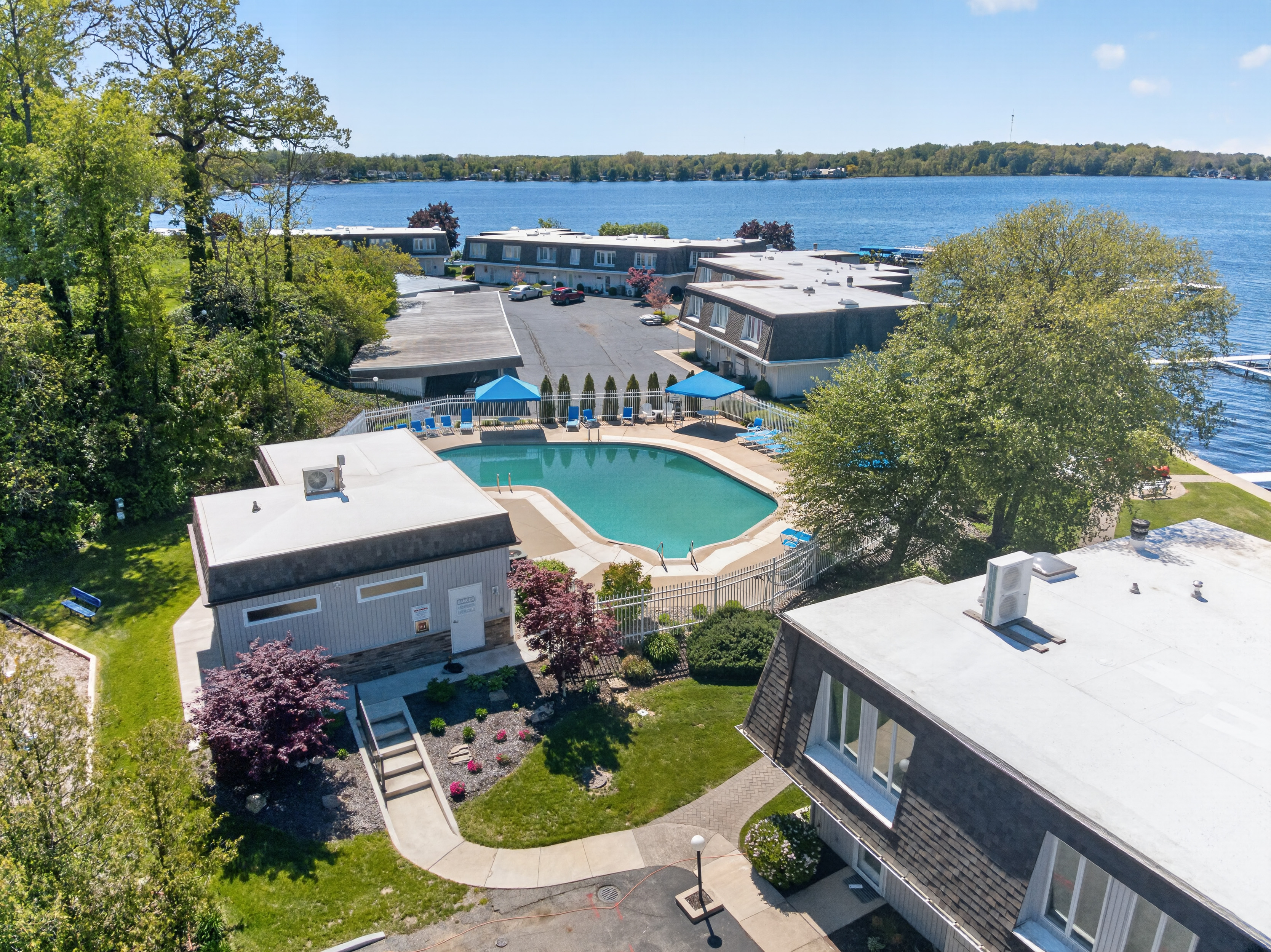  Easy, Breezy Condo Living on Indiana