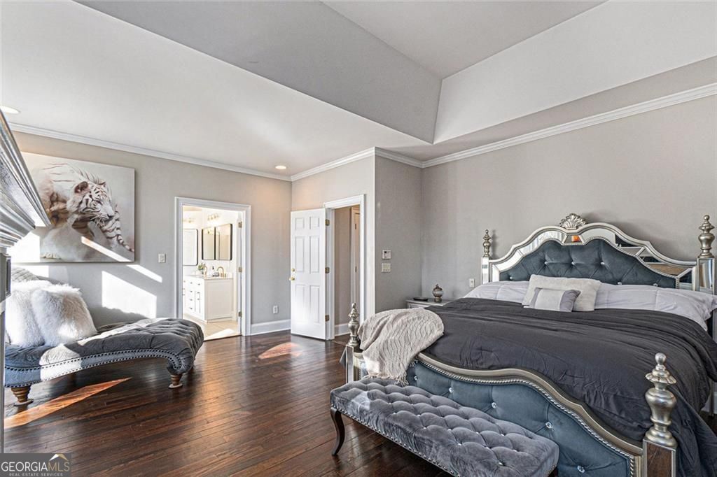 FLOWERY BRANCH, Georgia, 30542, United States, 5 Bedrooms Bedrooms, ,5 BathroomsBathrooms,Residential,For Sale,1894604