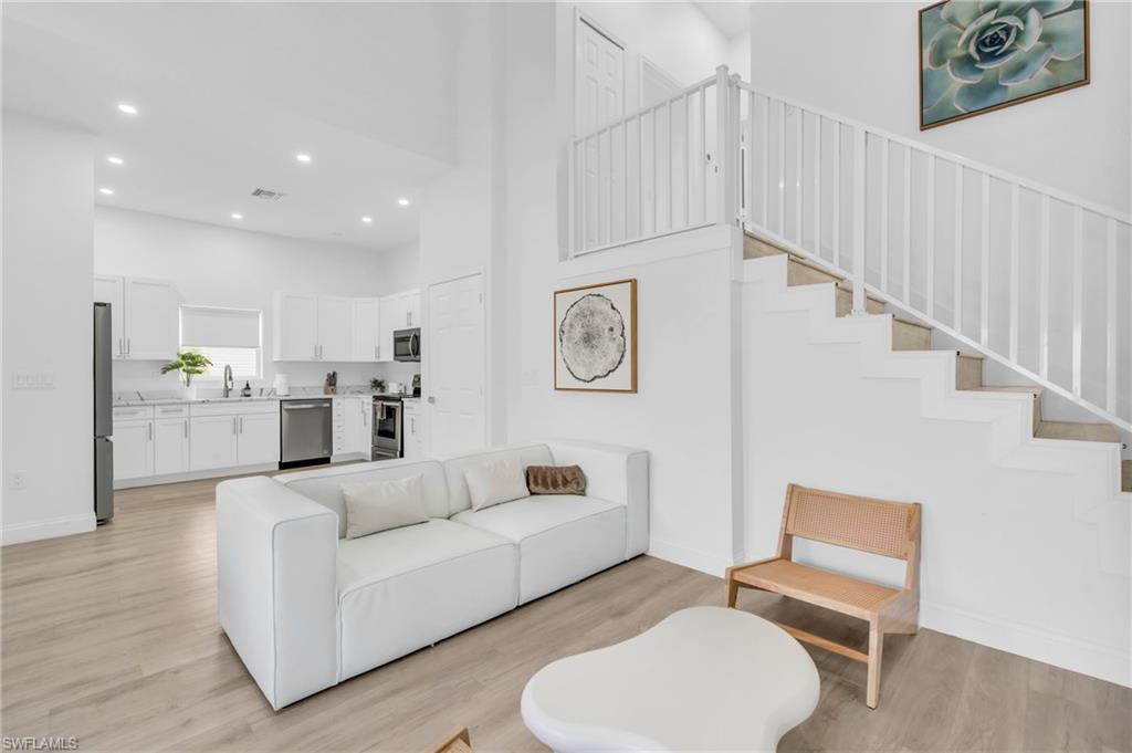 Naples, Florida, 34112, United States, 4 Bedrooms Bedrooms, ,4 BathroomsBathrooms,Residential,For Sale,1687628