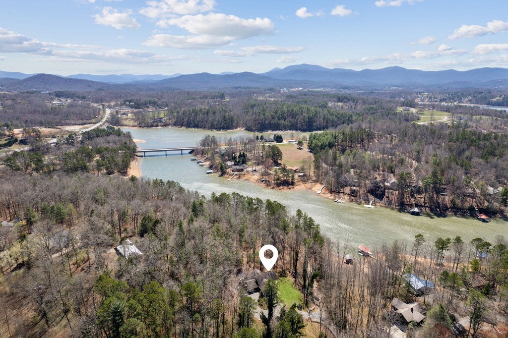 Blairsville, Georgia, 30512, United States, 4 Bedrooms Bedrooms, ,3 BathroomsBathrooms,Residential,For Sale,1913055
