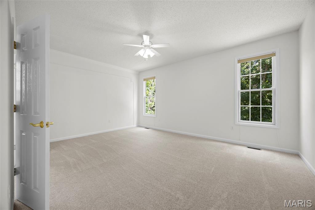 Lake St Louis, Missouri, 63367, United States, 2 Bedrooms Bedrooms, ,2 BathroomsBathrooms,Residential,For Sale,1901912