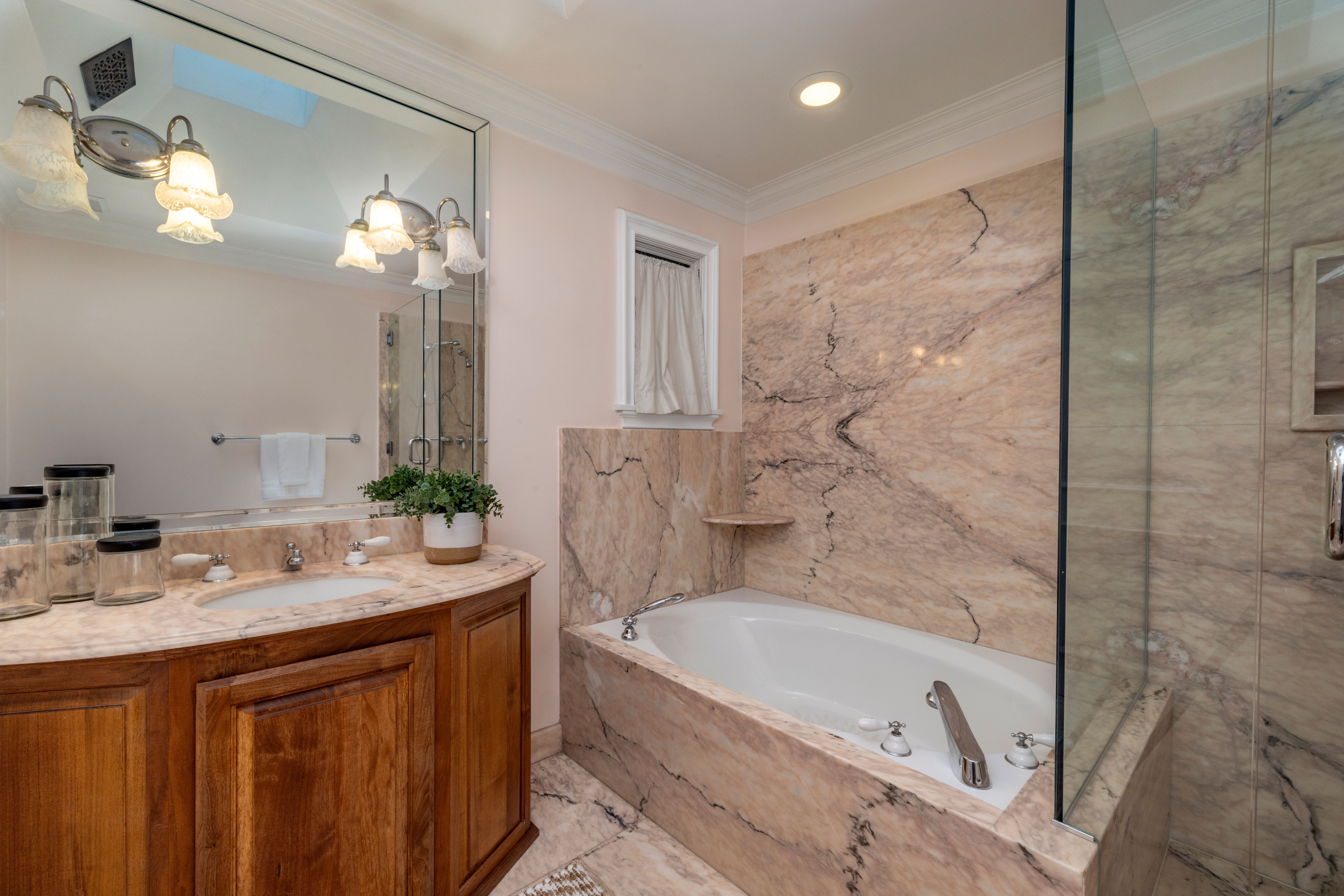  339 Via Lido Soud, Newport Beach, CA 92663 - 物件實景