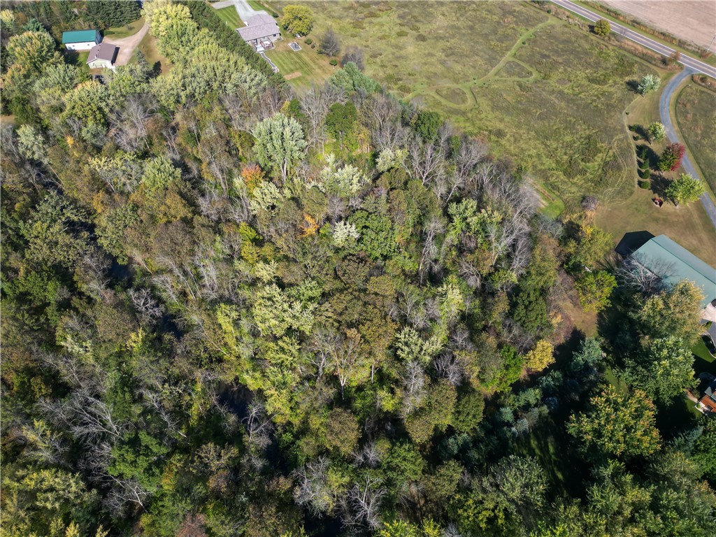 Cadott, Wisconsin, 54727, United States, 4 Bedrooms Bedrooms, ,2 BathroomsBathrooms,Residential,For Sale,1961468