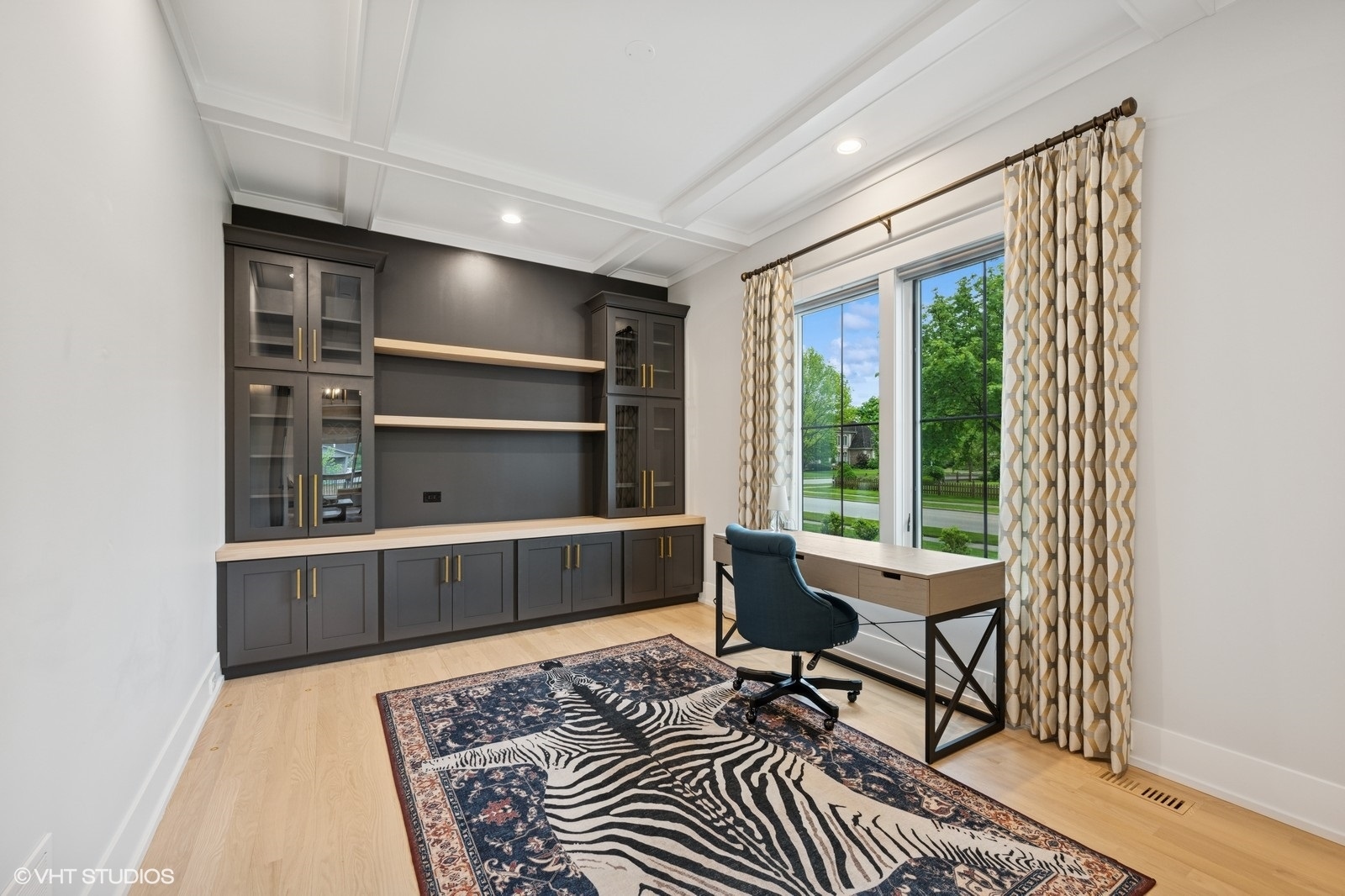 Northbrook, Illinois, 60062, United States, 5 Bedrooms Bedrooms, ,5 BathroomsBathrooms,Residential,For Sale,1827493