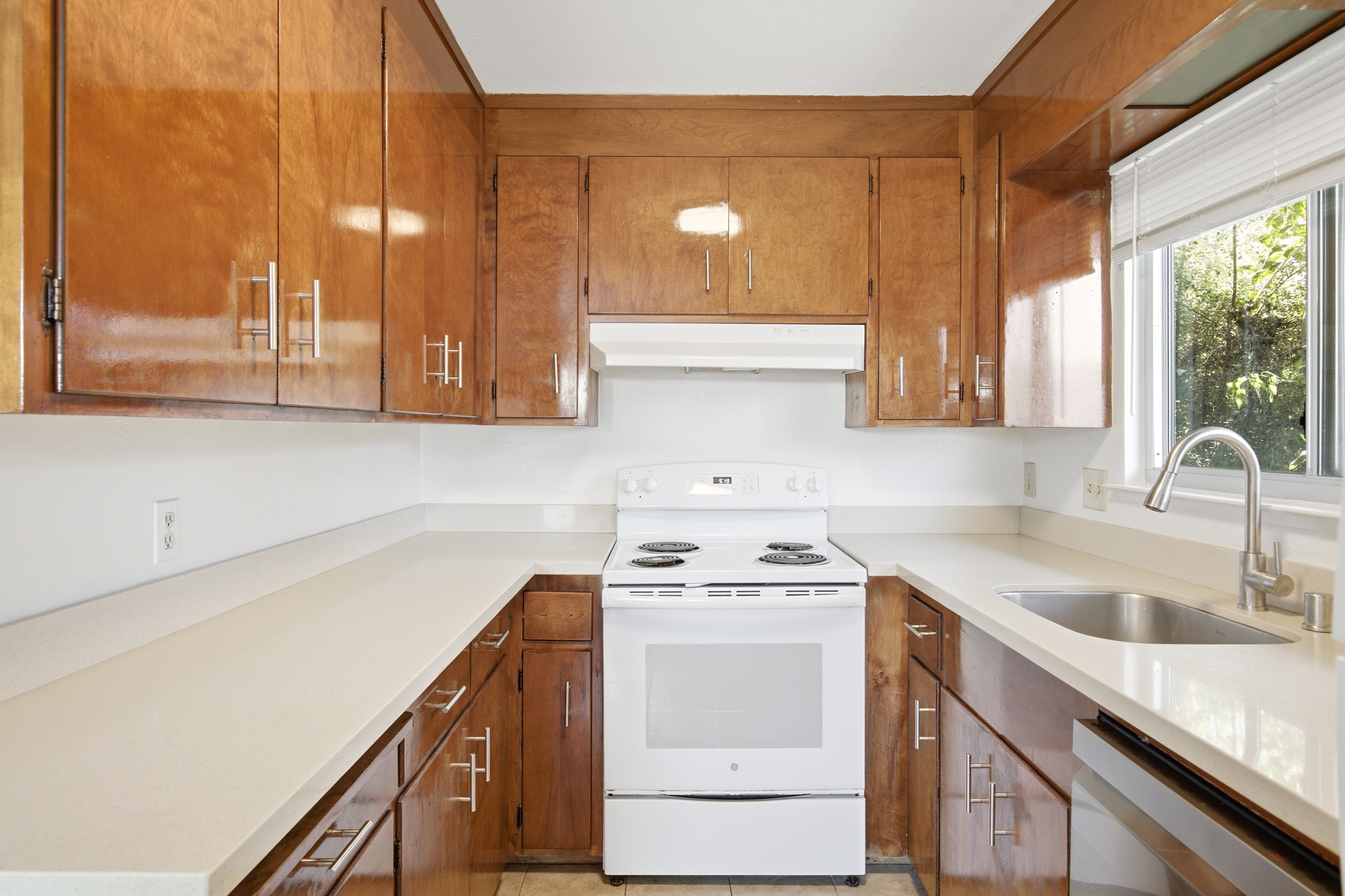  Rare Castro Valley Triplex Opportunity with Vacant Unit - 物件實景